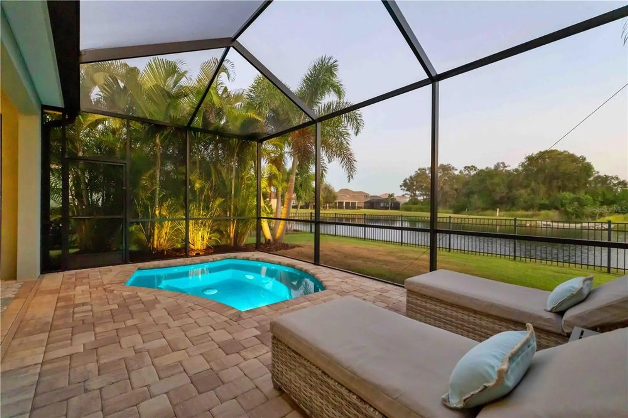 Property Slideshow image 25 of 27 | 11812 brookside dr, Bradenton, FL, 34211