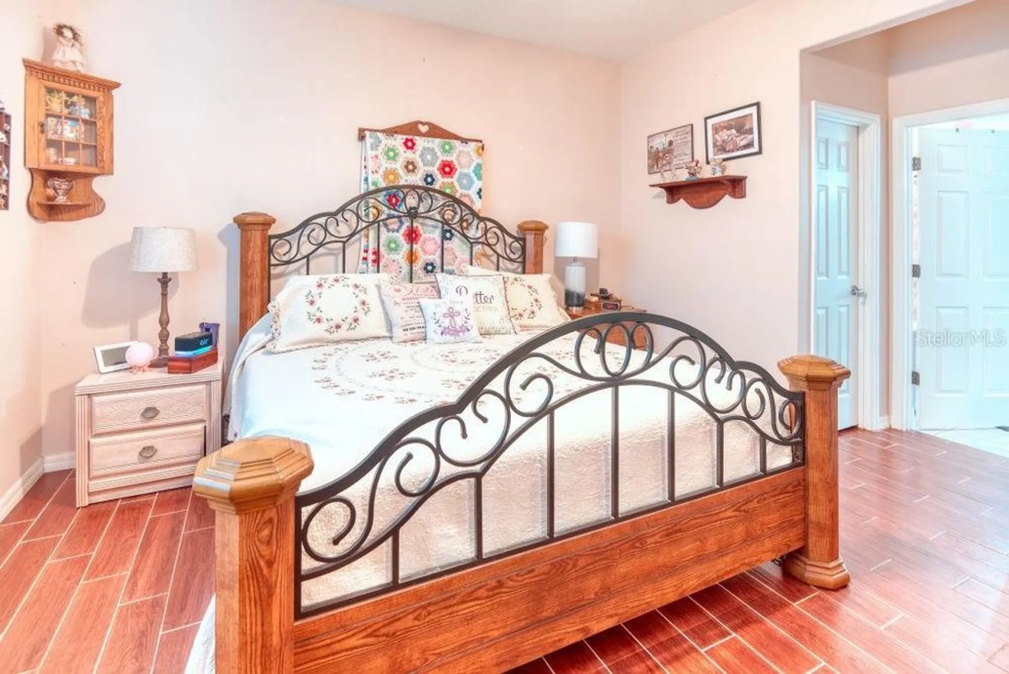 Property Slideshow image 18 of 61 | 640 grand canal dr, Kissimmee, FL, 34759