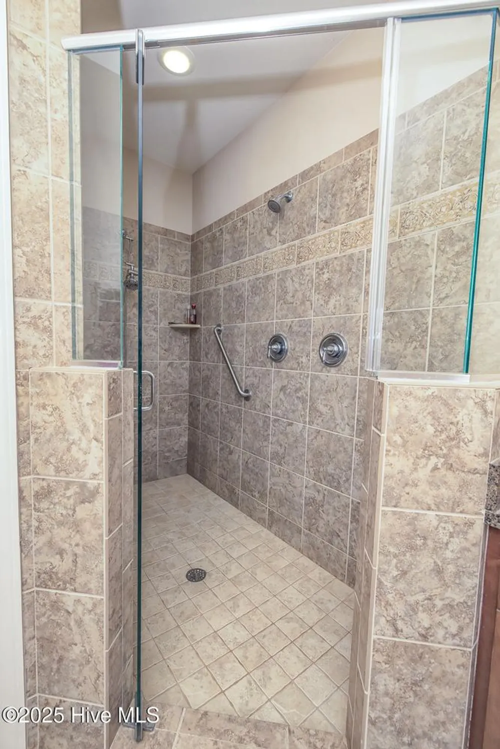 Property Slideshow image 17 of 46 | 2115 villamar dr, Leland, NC, 28451