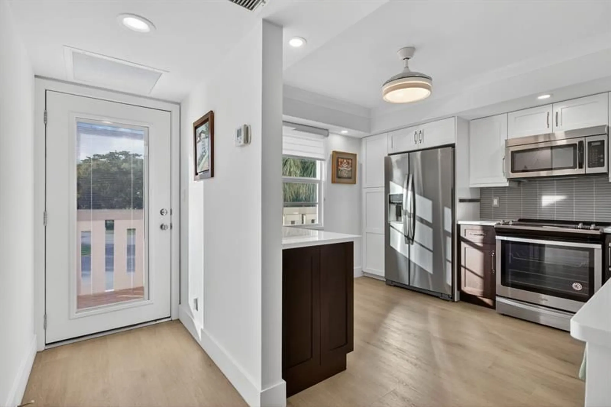 Property Slideshow image 8 of 83 | 3306 aruba way d2, Coconut Creek, FL, 33066