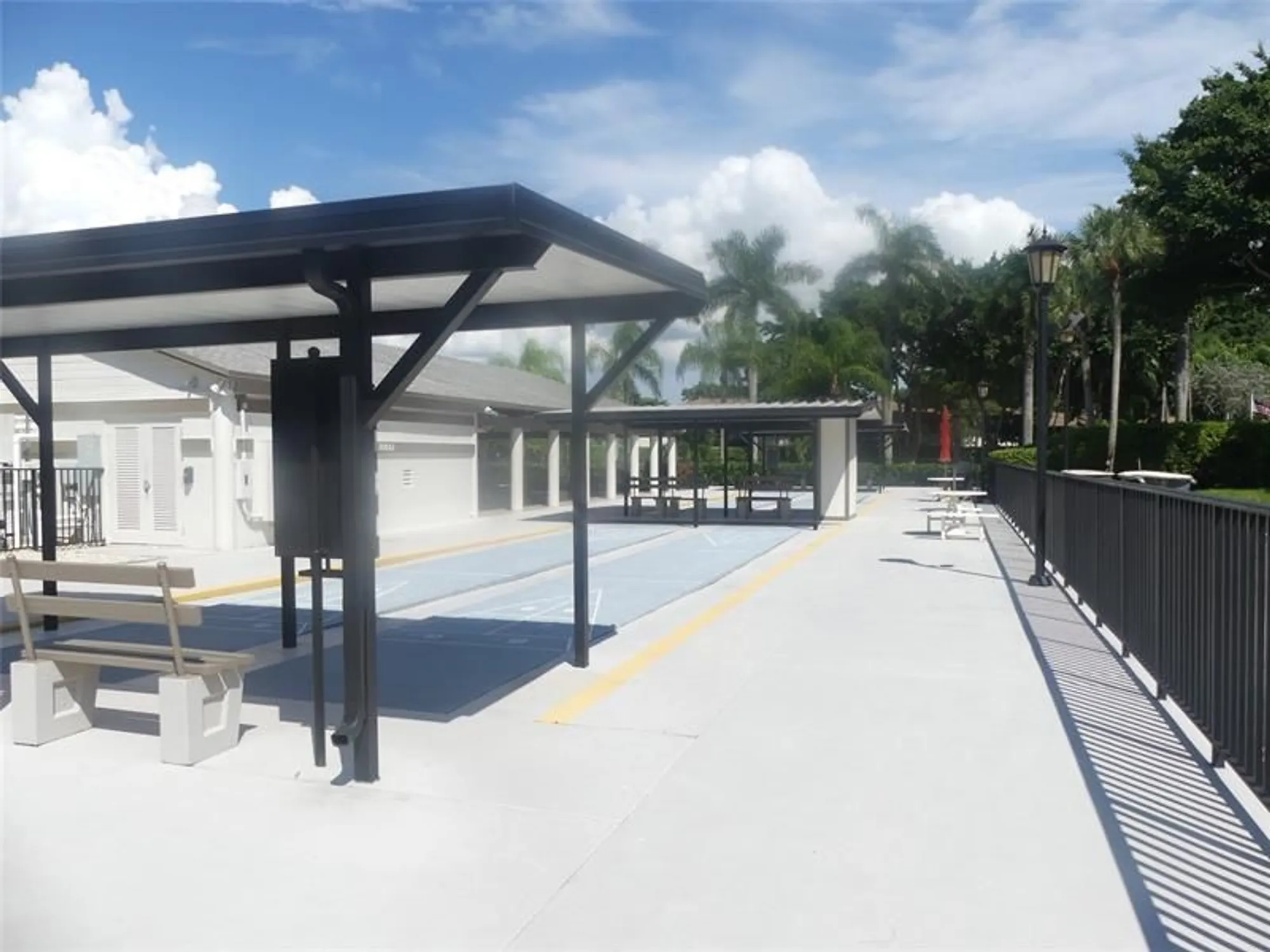 Property Slideshow image 15 of 15 | 10657 w clairmont cir 306, Tamarac, FL, 33321