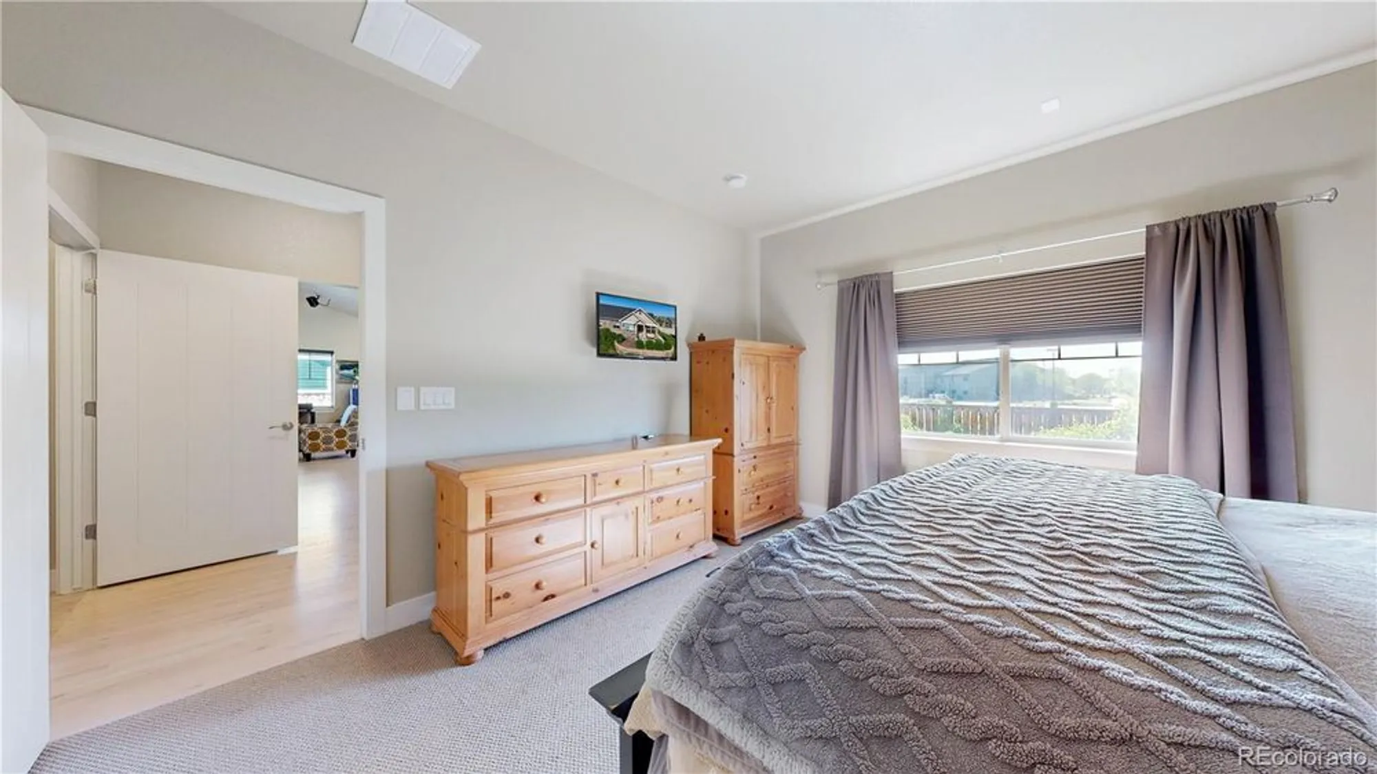 Property Slideshow image 21 of 44 | 12604 madison way, Thornton, CO, 80241