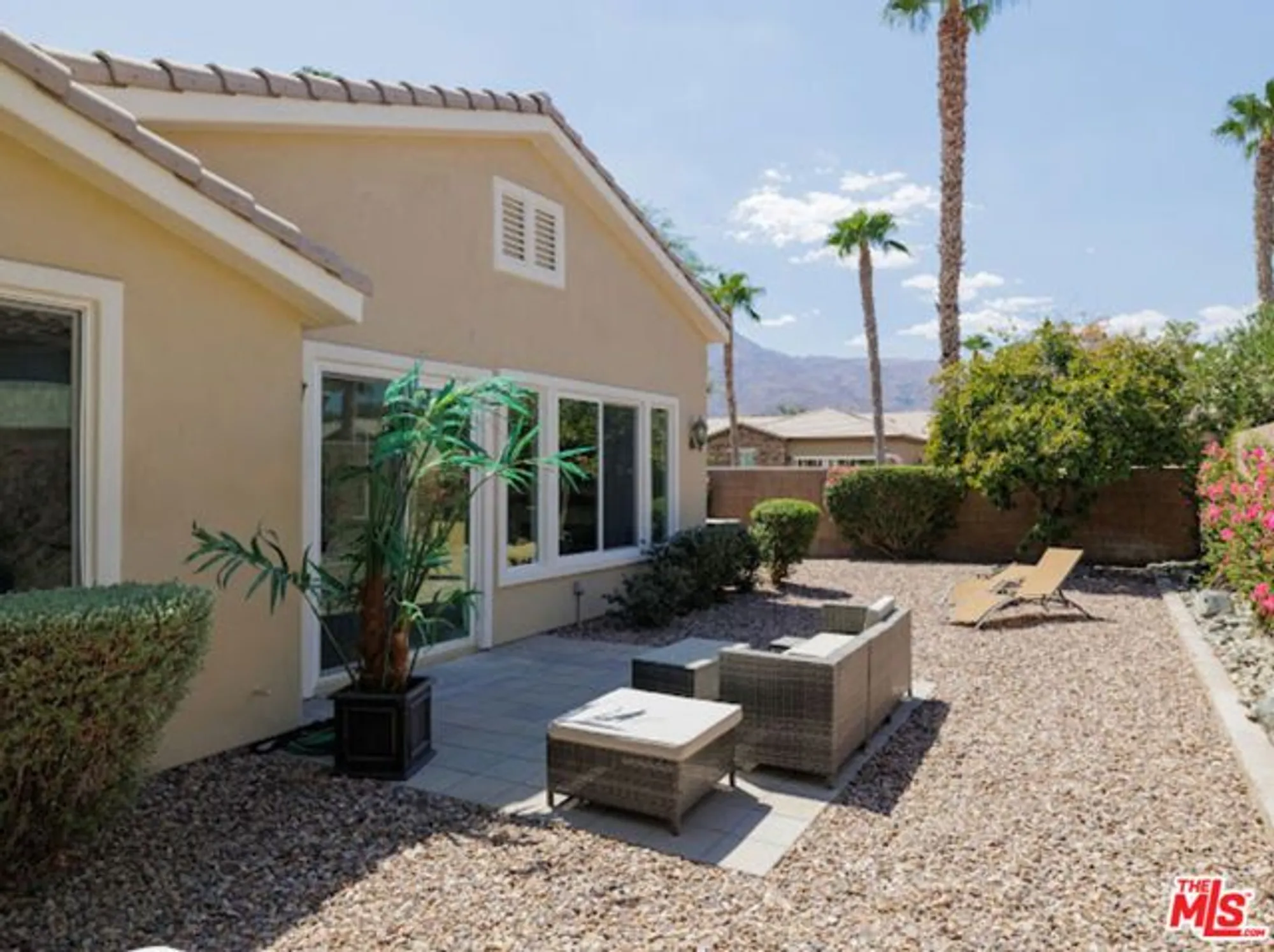 Property Slideshow image 28 of 38 | 81634 desert willow dr, La Quinta, CA, 92253