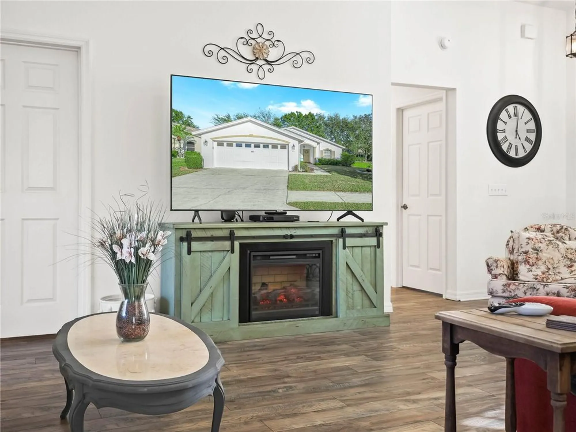 Property Slideshow image 9 of 51 | 341 lake suzanne dr, Lake Wales, FL, 33859