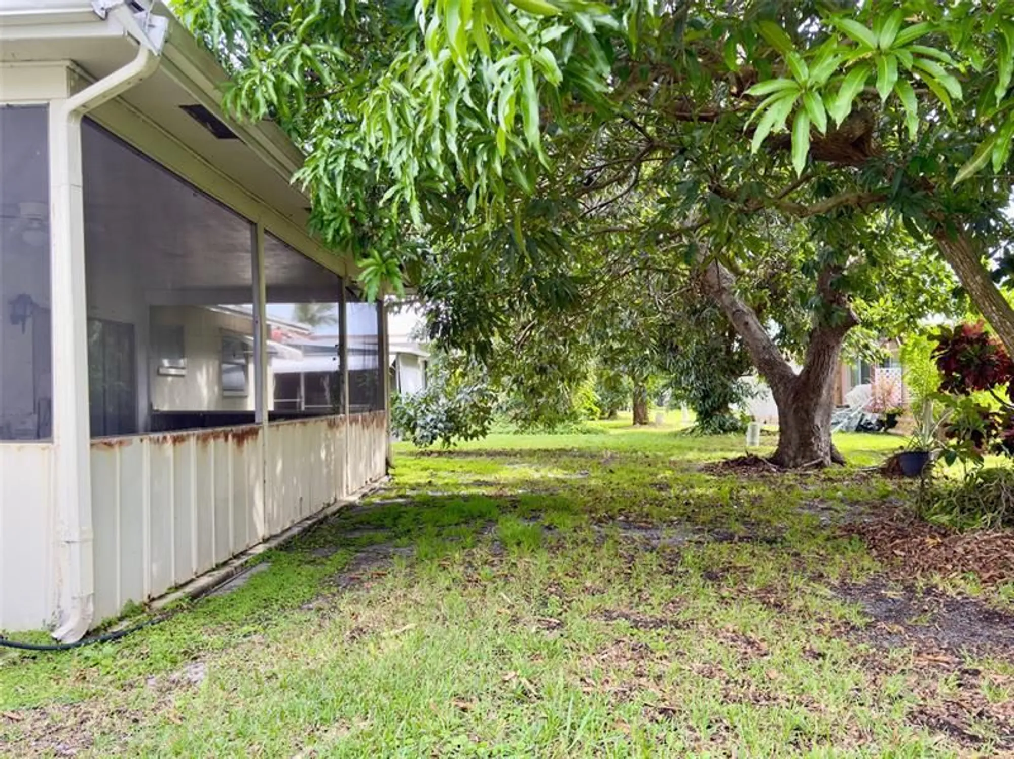 Property Slideshow image 23 of 27 | 4510 nw 46th st, Tamarac, FL, 33319