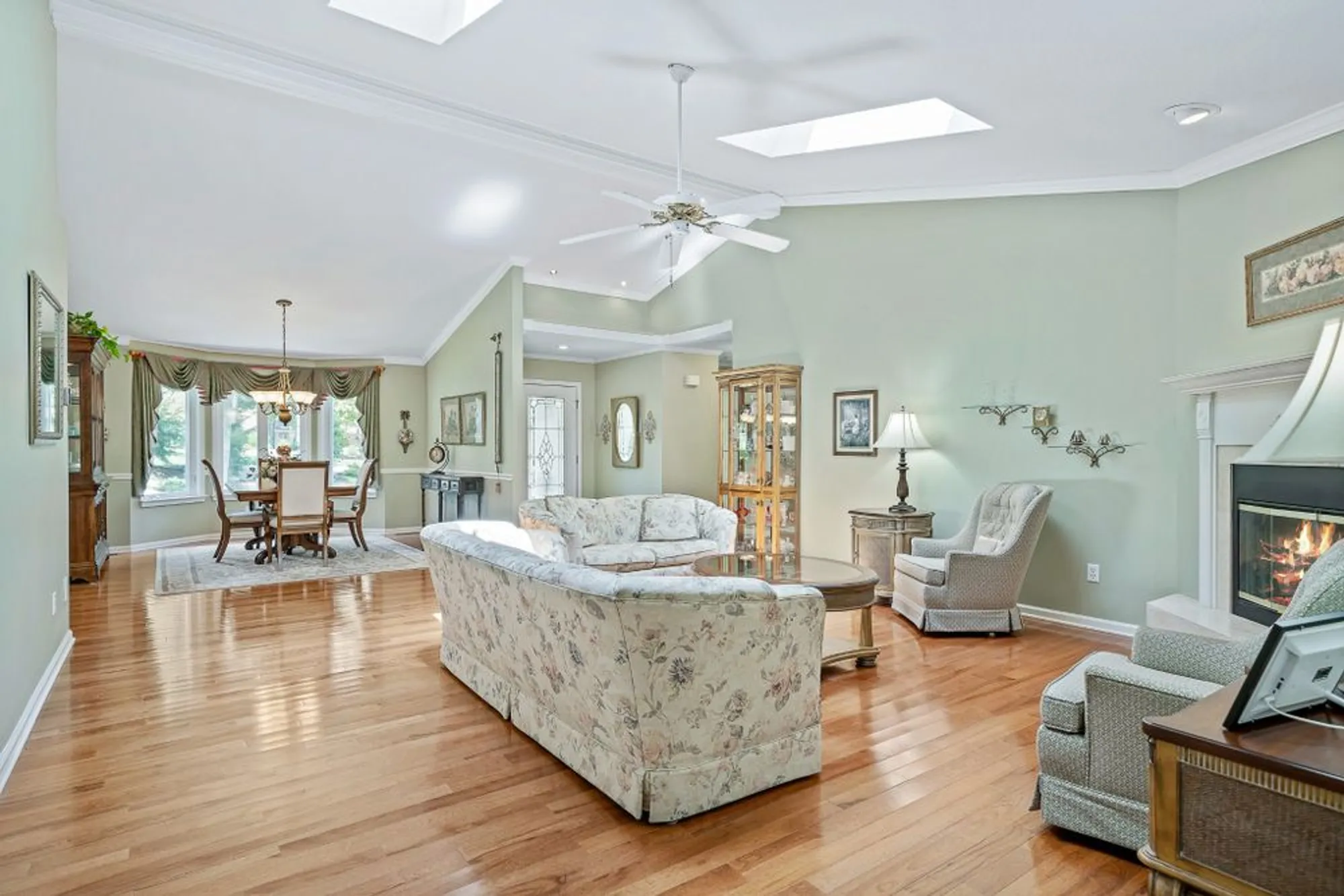 Property Slideshow image 6 of 56 | 16 belvedere ln, Crossville, TN, 38558
