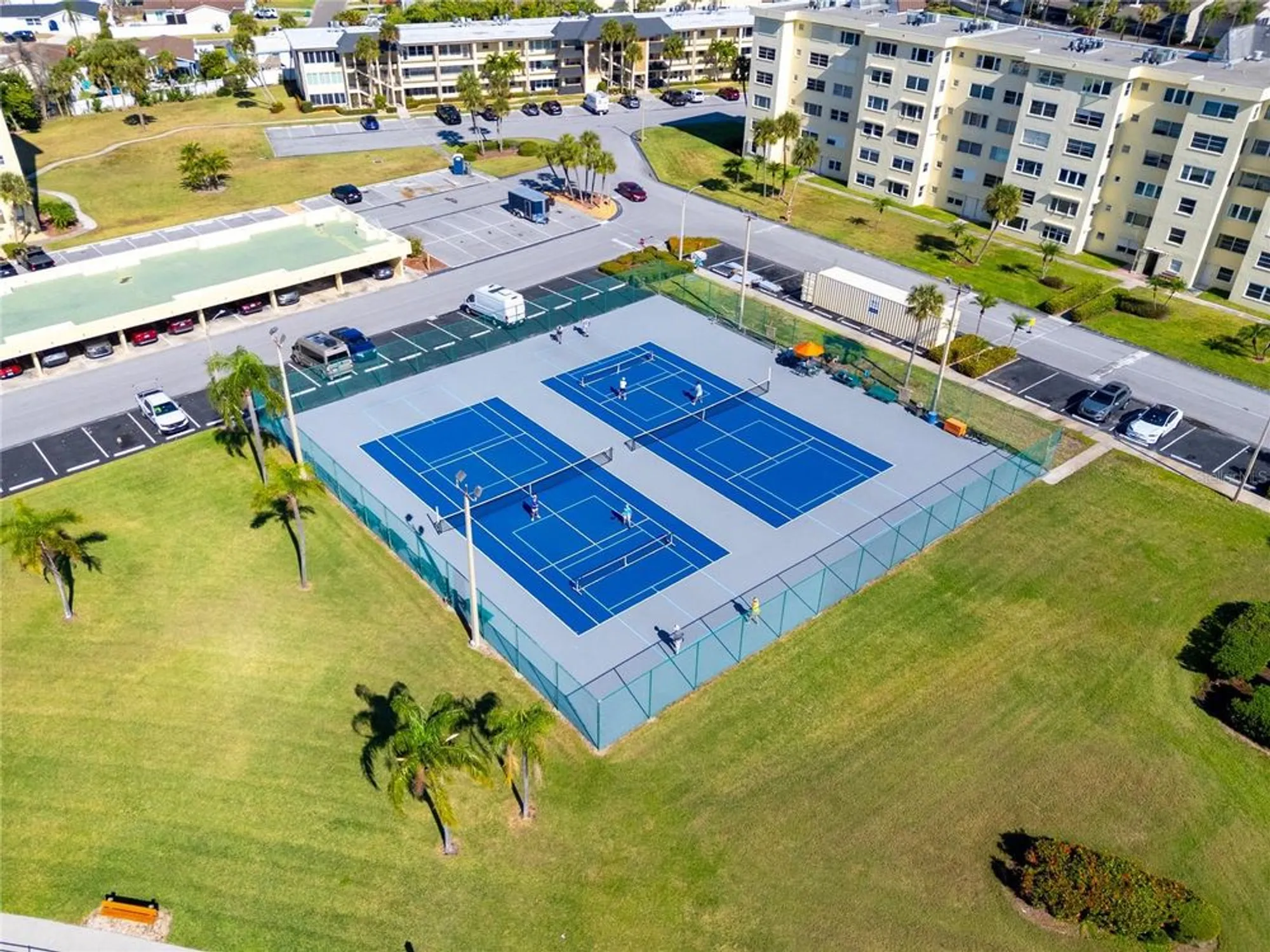 Property Slideshow image 30 of 39 | 4775 cove cir apt 203, St Petersburg, FL, 33708