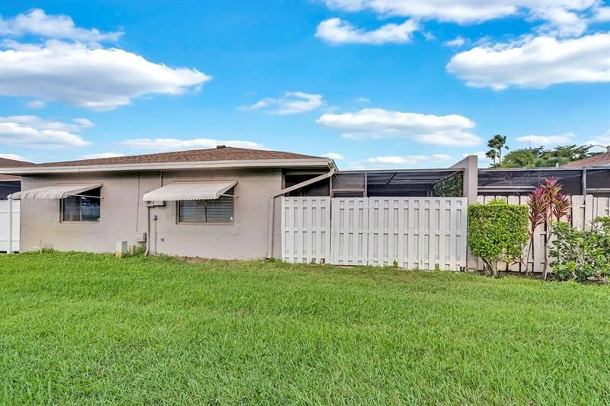 Property Slideshow image 20 of 34 | 14745 wildflower ln, Delray Beach, FL, 33446