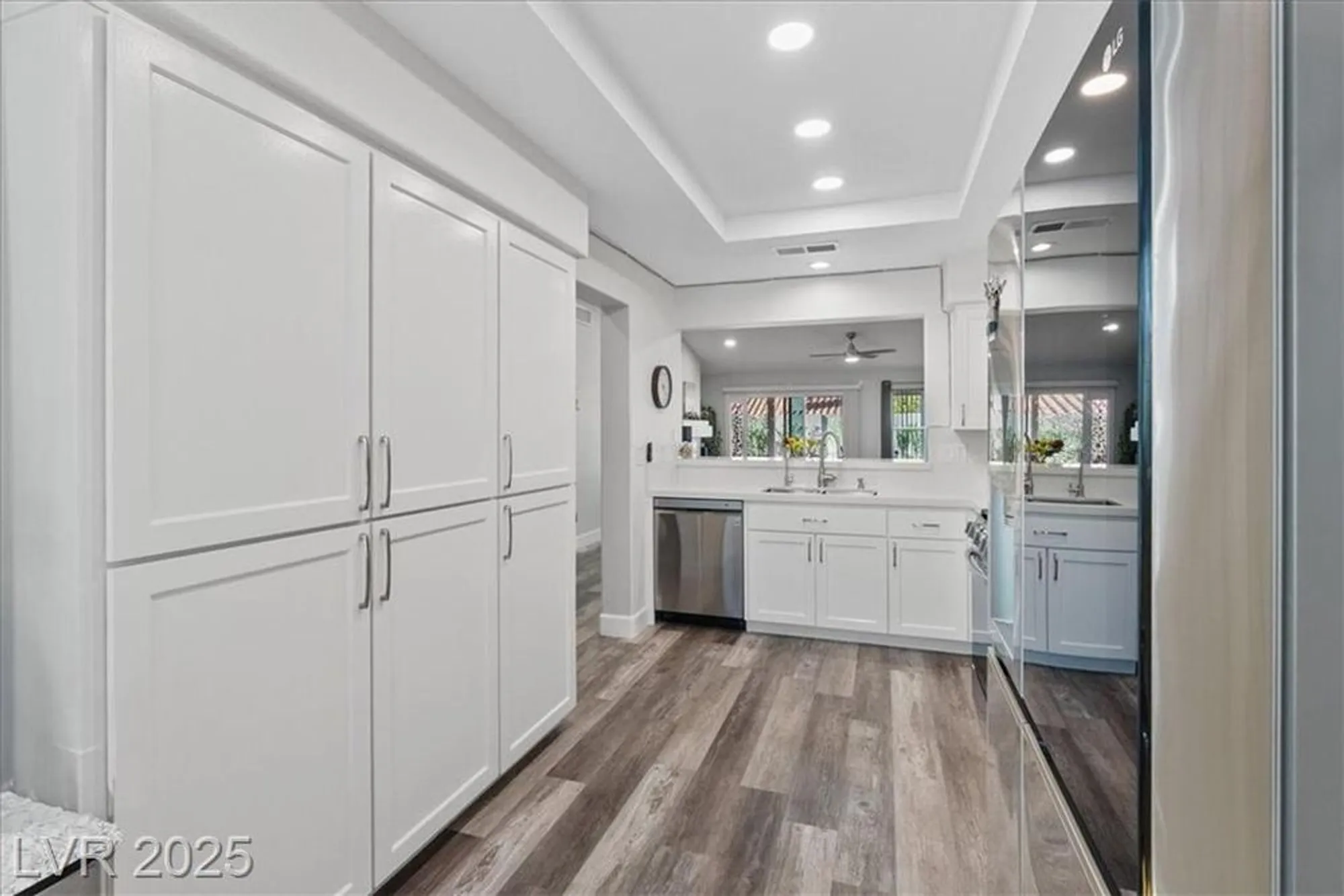 Property Slideshow image 5 of 22 | 7962 kinsella way, Las Vegas, NV, 89147