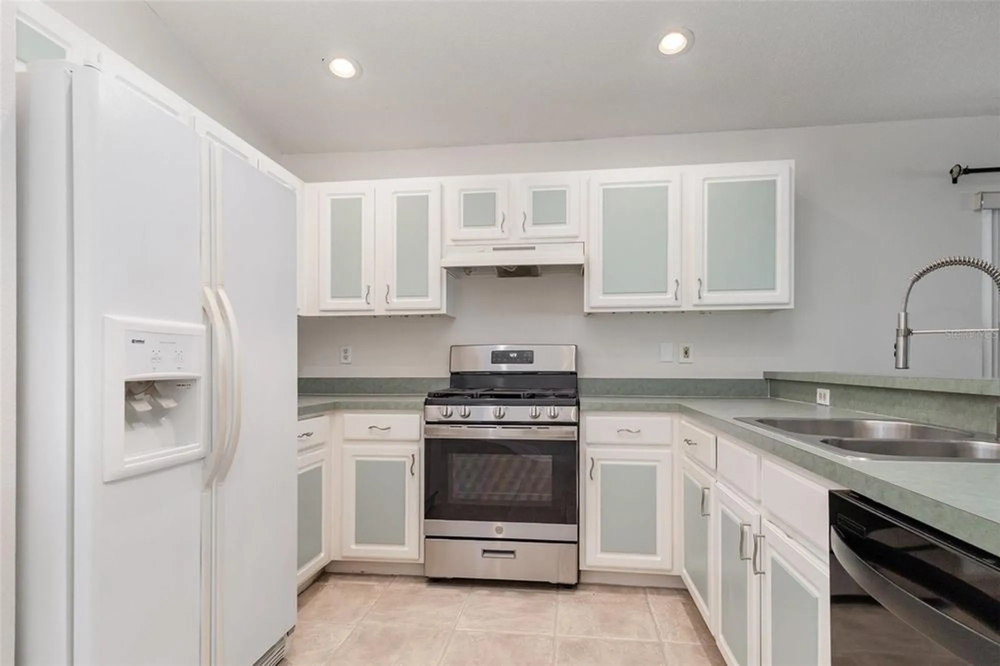 Property Slideshow image 11 of 24 | 4182 cannes ave, Lake Wales, FL, 33859