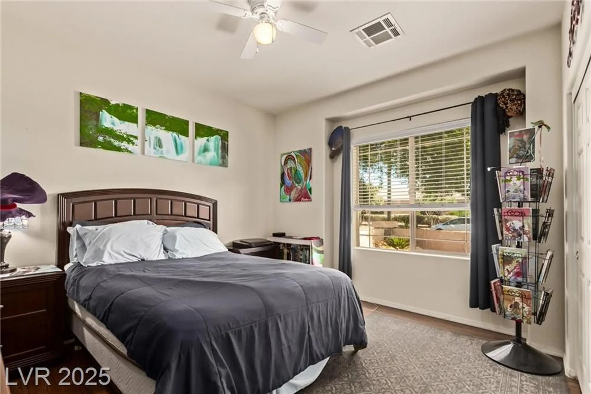 Property Slideshow image 17 of 65 | 3447 halter dr, Las Vegas, NV, 89122