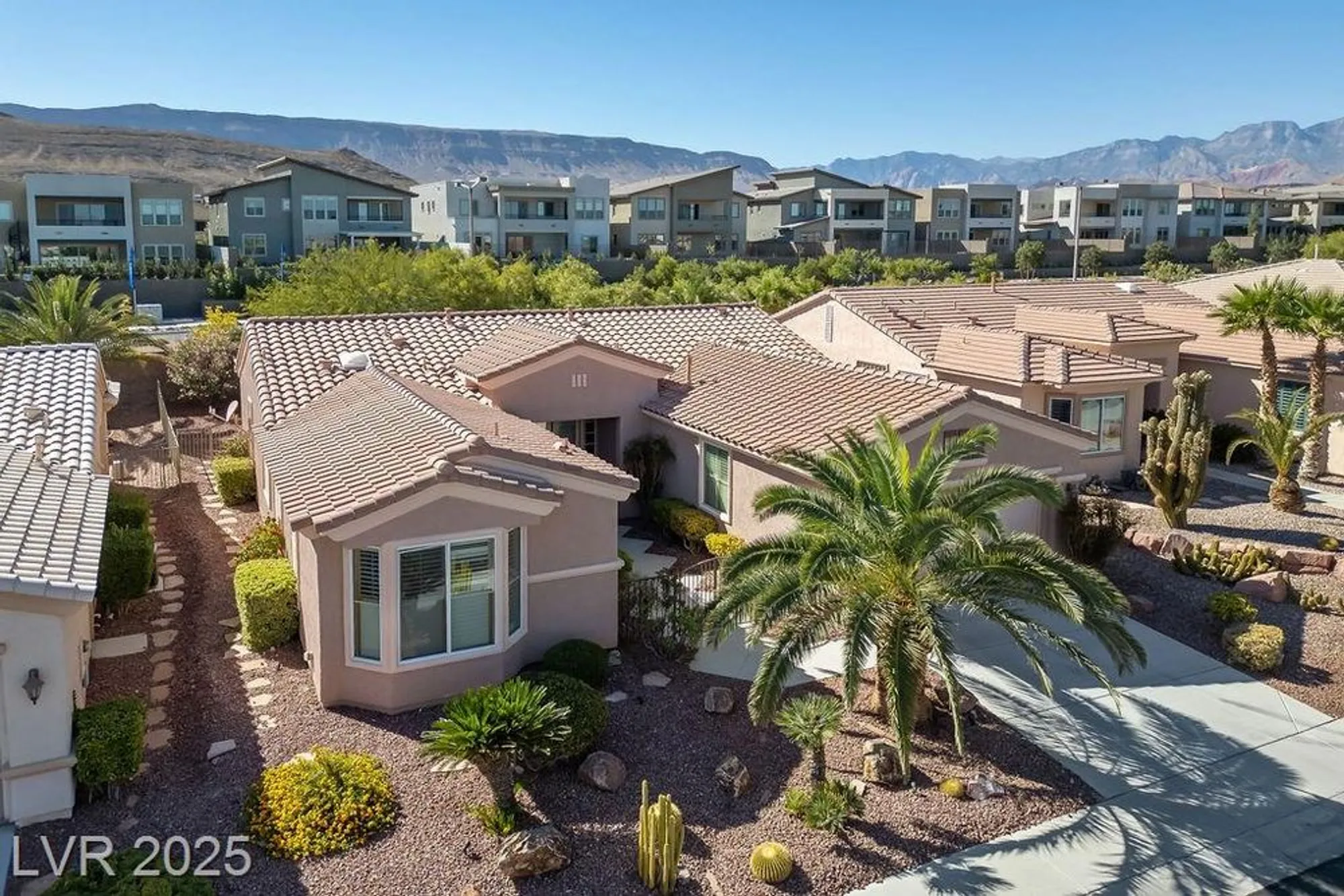 Property Slideshow image 32 of 64 | 5123 vincitor st, Las Vegas, NV, 89135