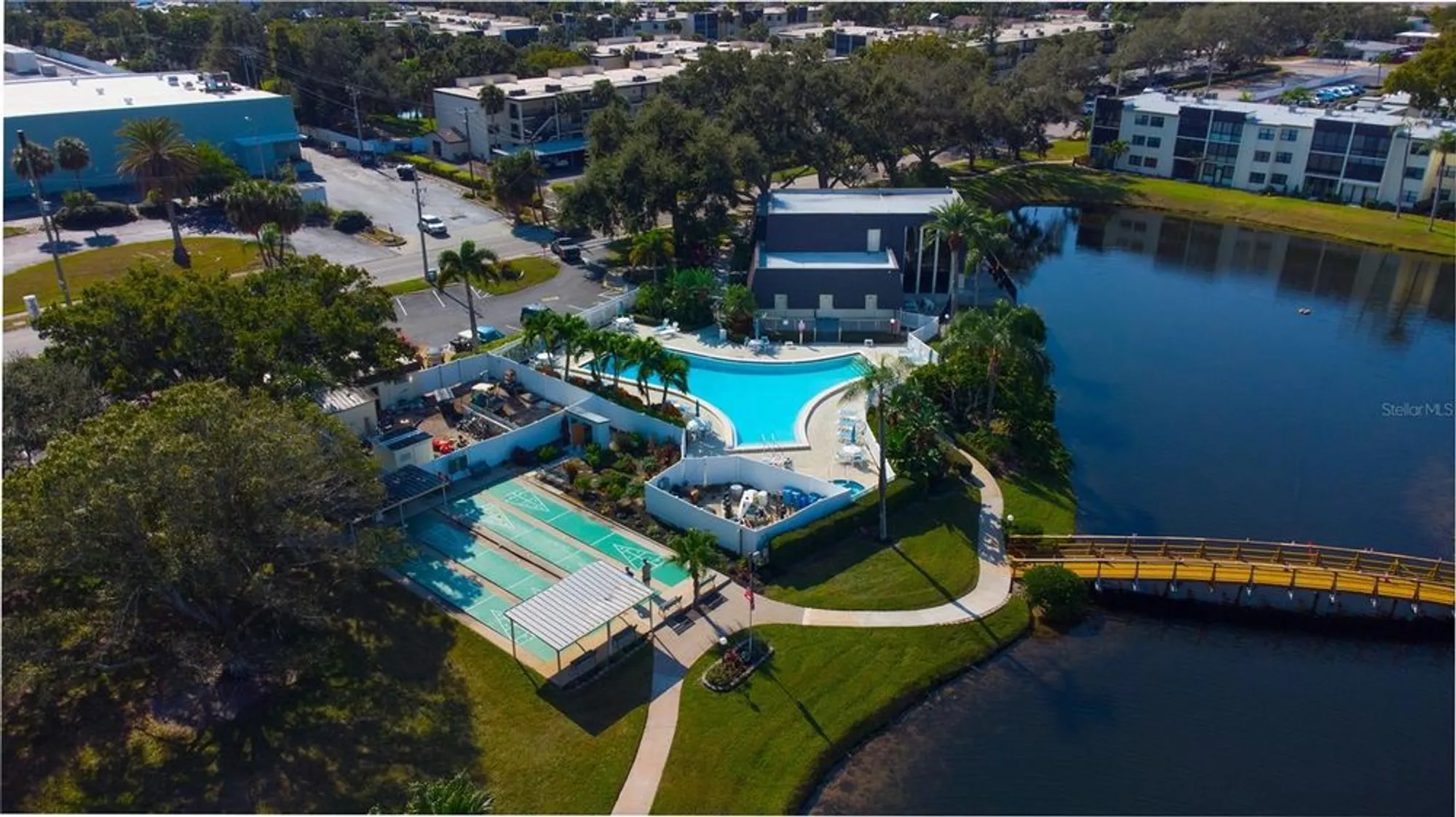 Property Slideshow image 28 of 37 | 14130 rosemary ln 4211, Largo, FL, 33774