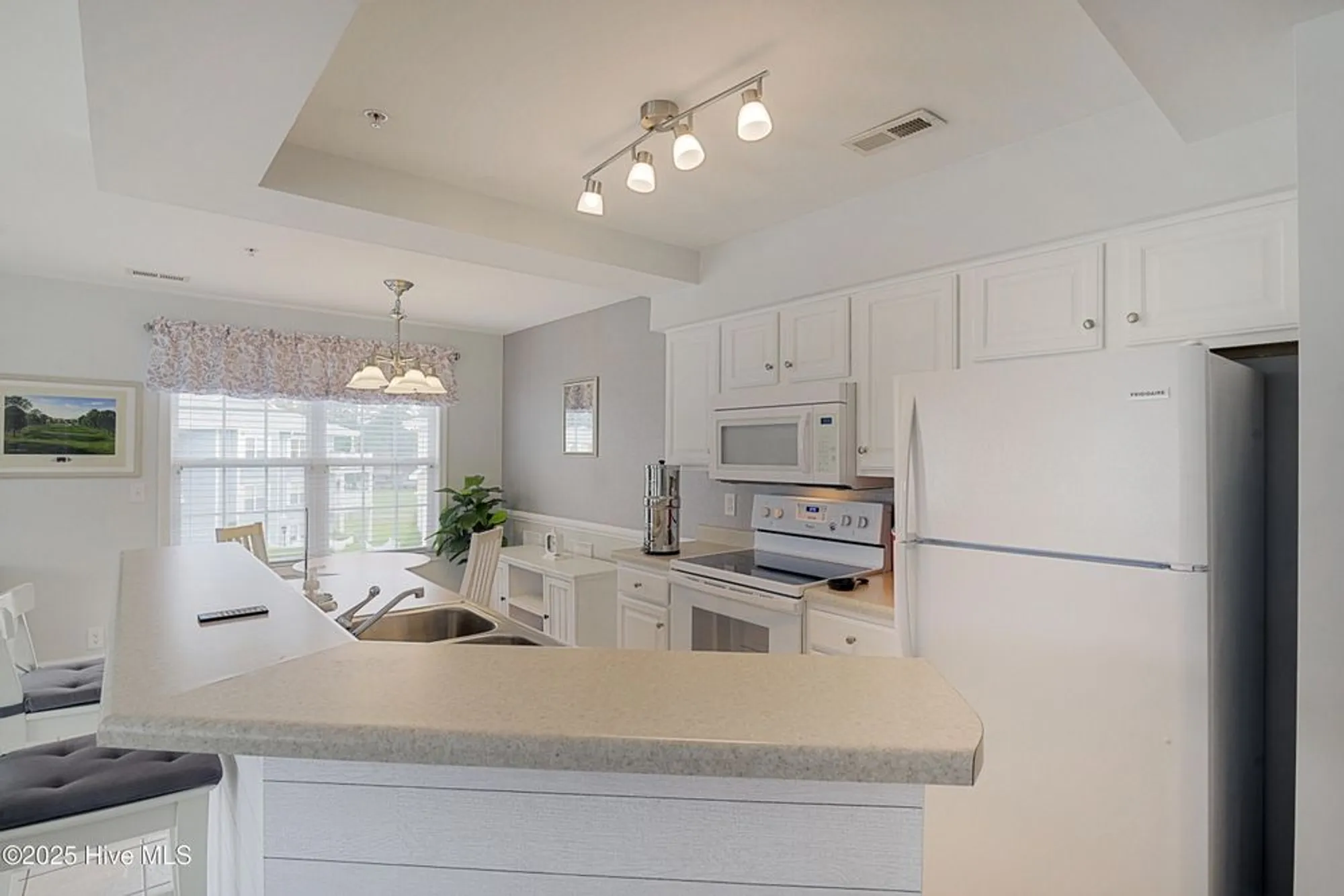 Property Slideshow image 15 of 46 | 1215 n middleton dr 2209, Calabash, NC, 28467
