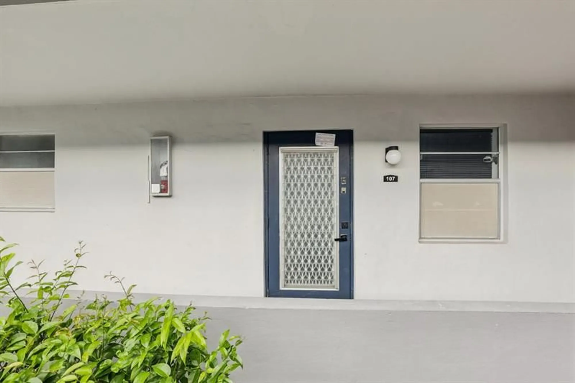 Property Slideshow image 4 of 32 | 7897 golf circle dr apt 107, Margate, FL, 33063