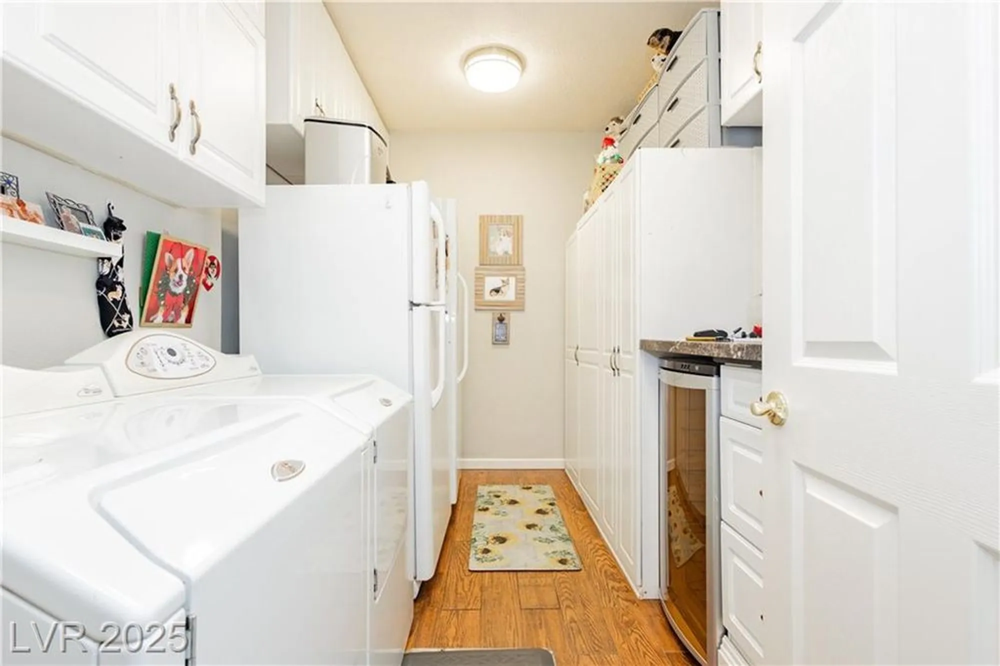 Property Slideshow image 34 of 45 | 10347 profeta ct, Las Vegas, NV, 89135