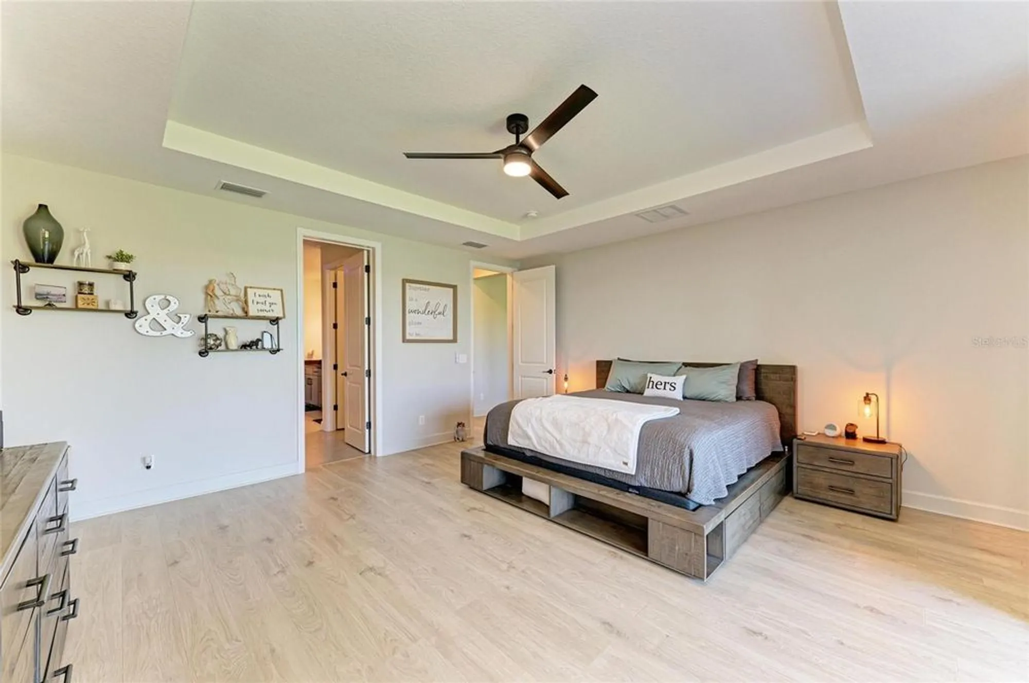 Property Slideshow image 45 of 100 | 16115 mount holly dr, Bradenton, FL, 34211