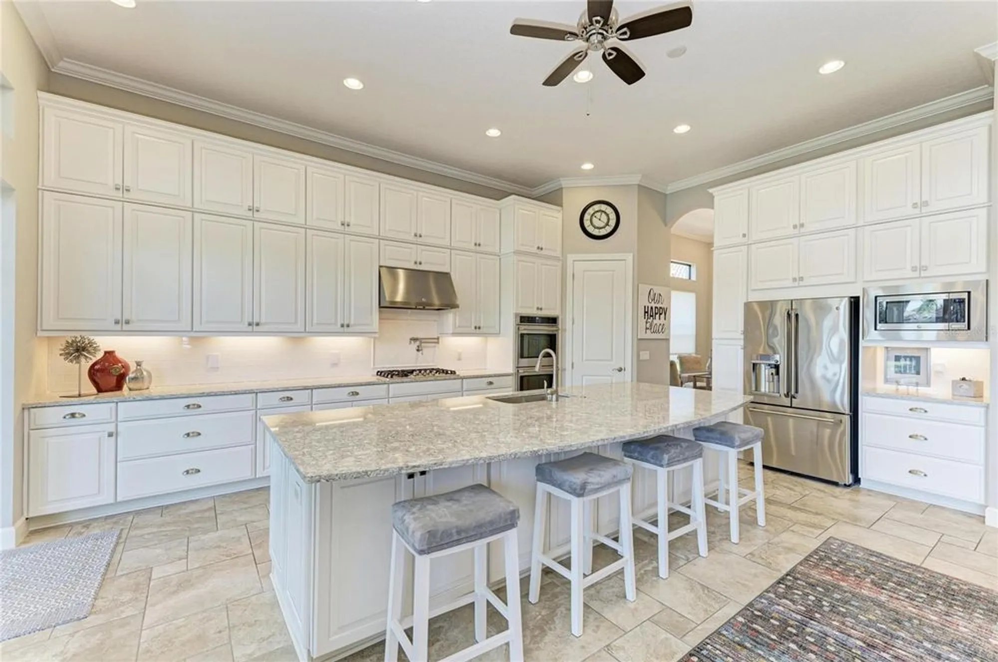 Property Slideshow image 15 of 100 | 13108 treviso dr, Bradenton, FL, 34211