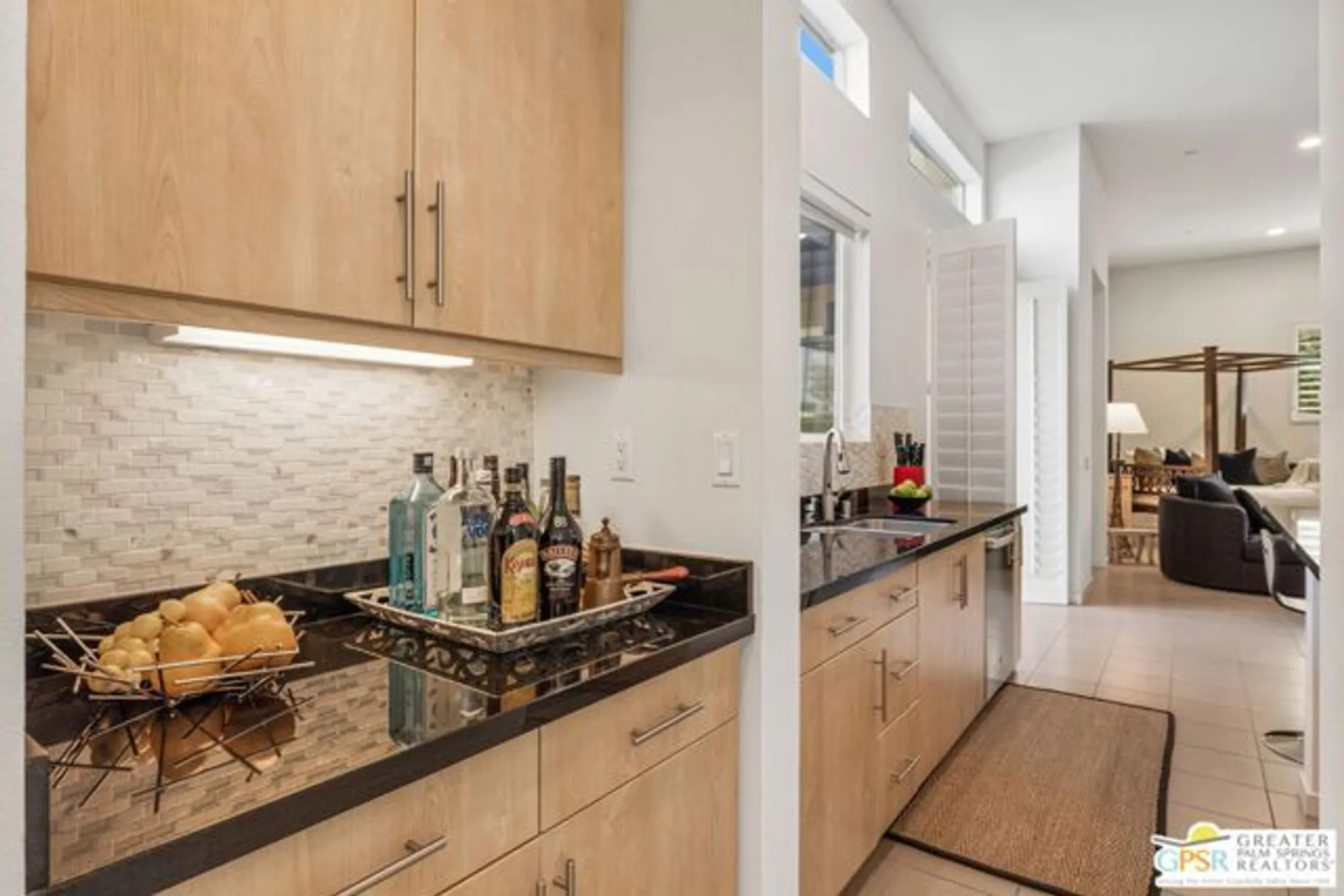 Property Slideshow image 21 of 46 | 702 axis way, Palm Springs, CA, 92262