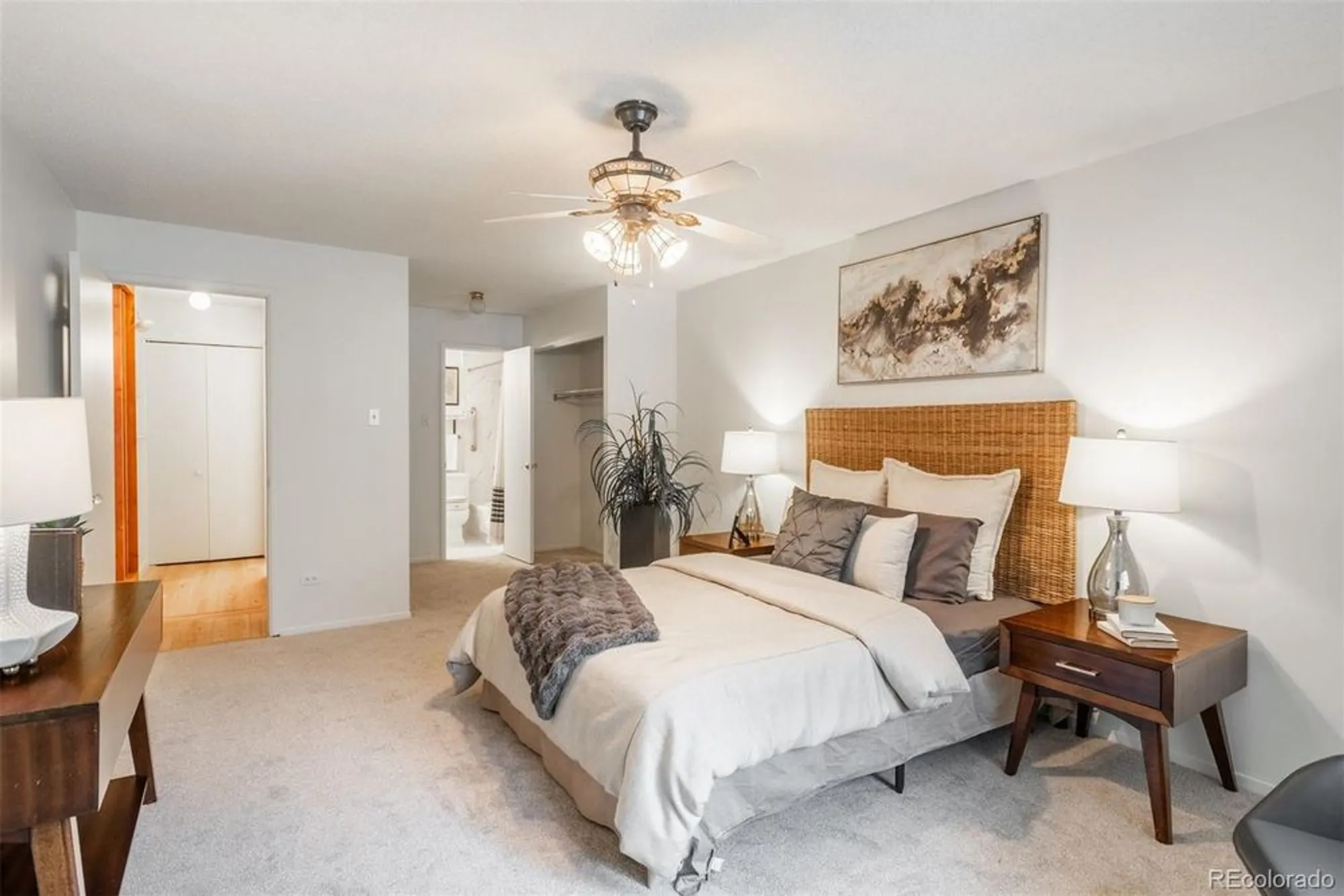 Property Slideshow image 12 of 19 | 715 s alton way unit 6a, Denver, CO, 80247