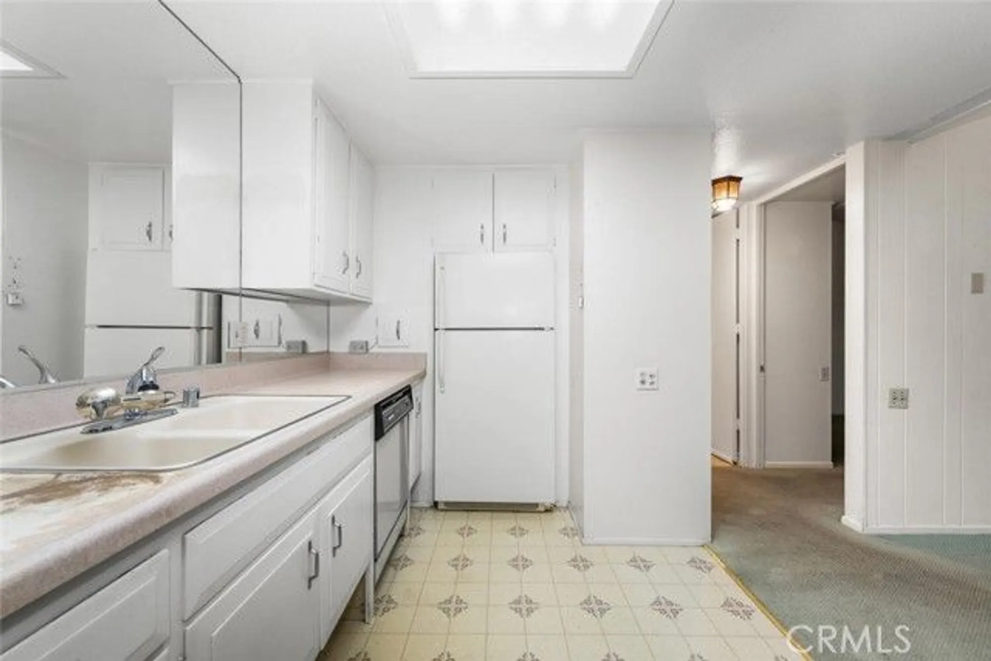 Property Slideshow image 16 of 27 | 13361 el dorado dr apt 201f, Seal Beach, CA, 90740