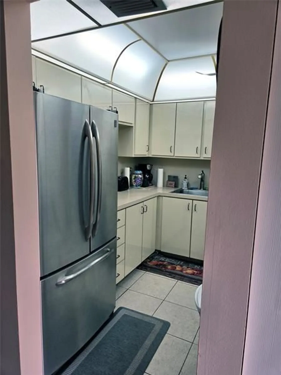 Property Slideshow image 7 of 21 | 6700 royal palm blvd 102d, Margate, FL, 33063