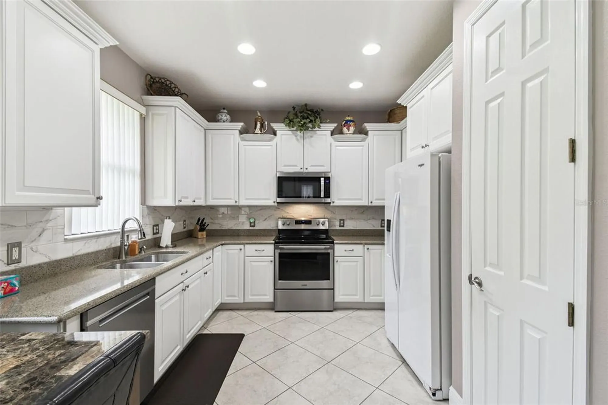 Property Slideshow image 11 of 49 | 487 monterey st, Kissimmee, FL, 34759