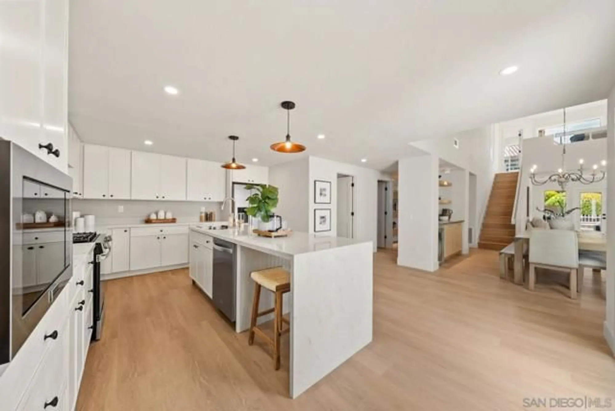 Property Slideshow image 16 of 29 | 4946 kalamis way, Oceanside, CA, 92056