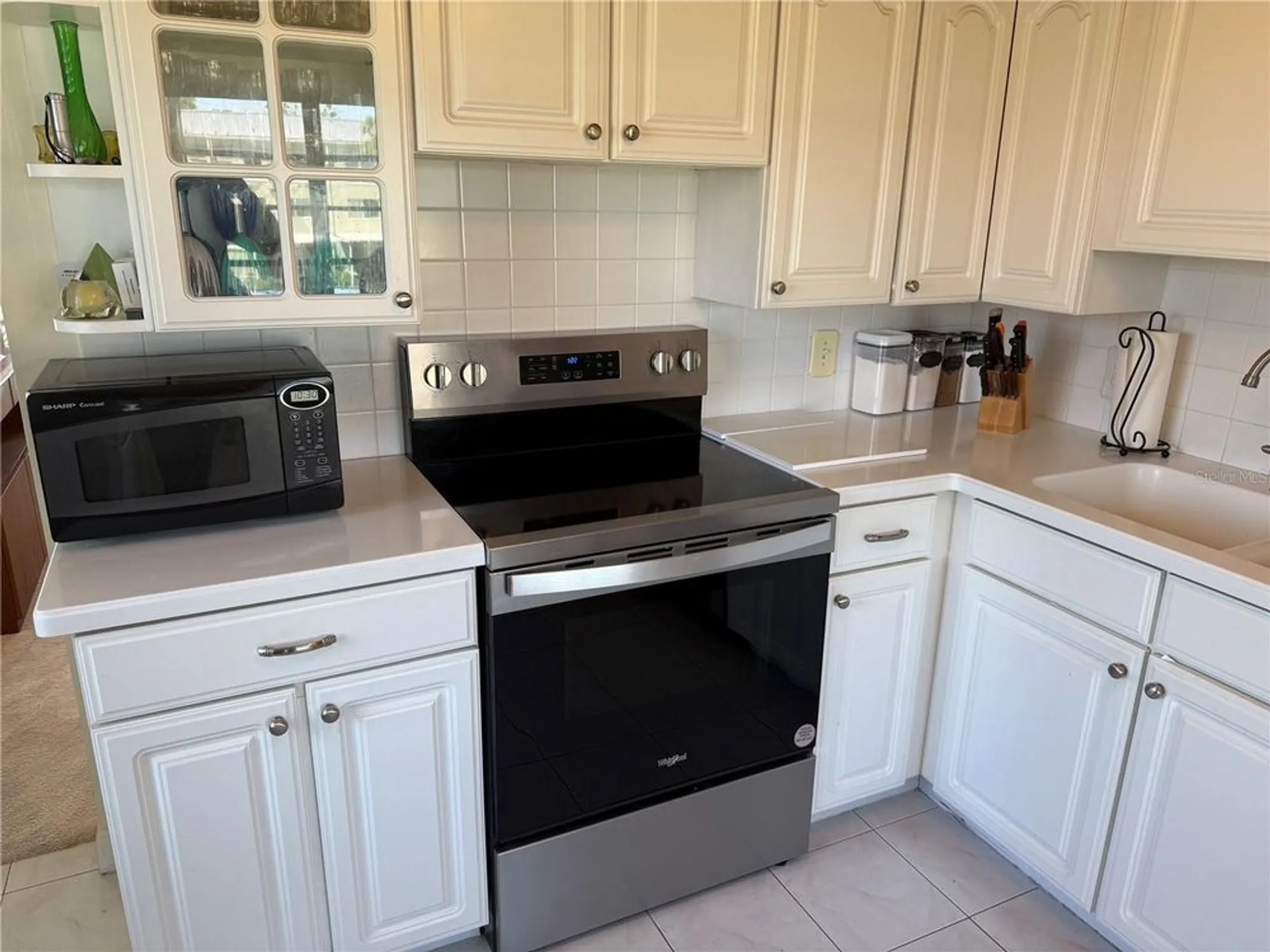Property Slideshow image 30 of 43 | 2428 columbia dr 72, Clearwater, FL, 33763