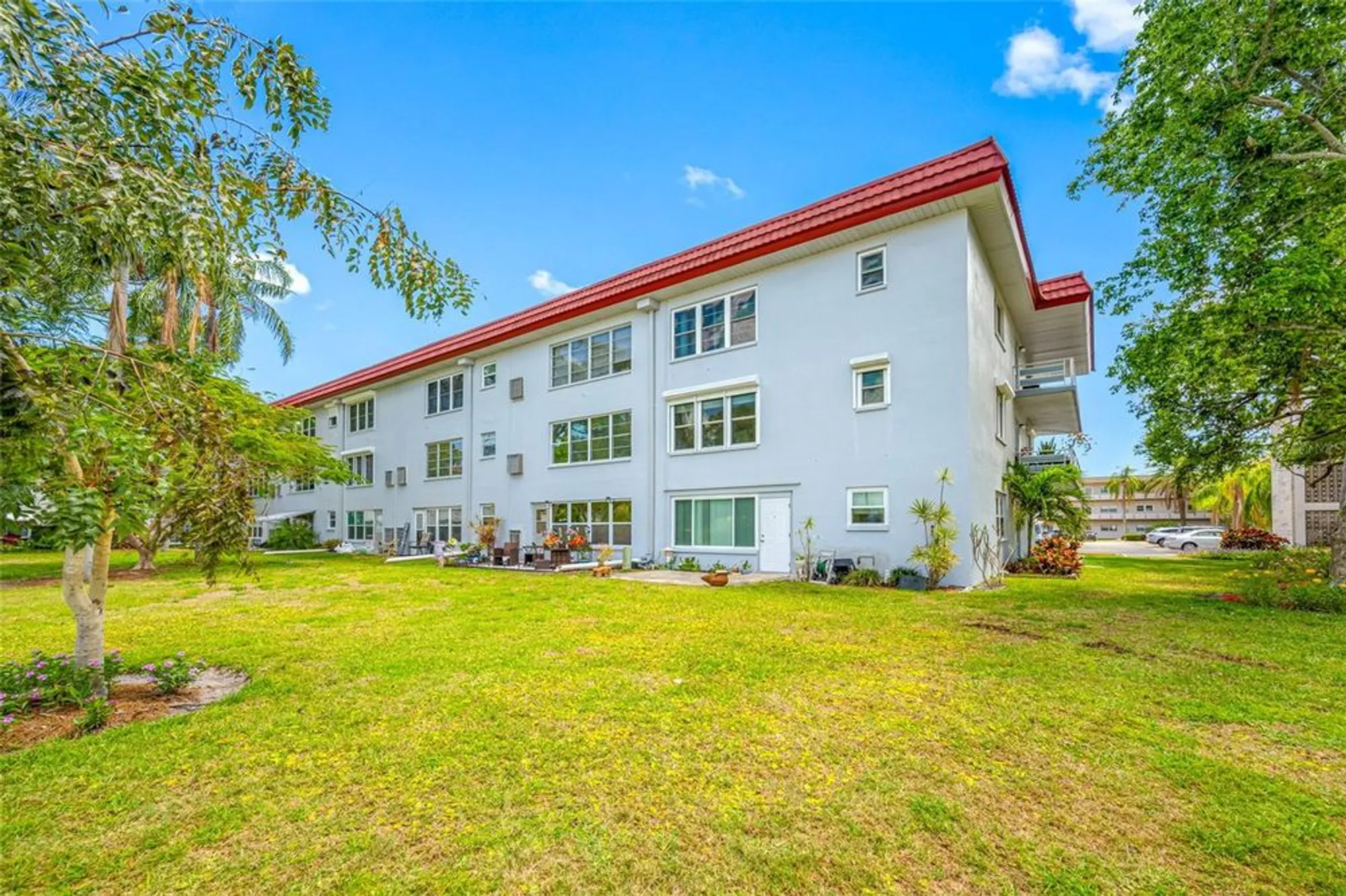 Property Slideshow image 39 of 39 | 5660 80th st n unit d207, St Petersburg, FL, 33709