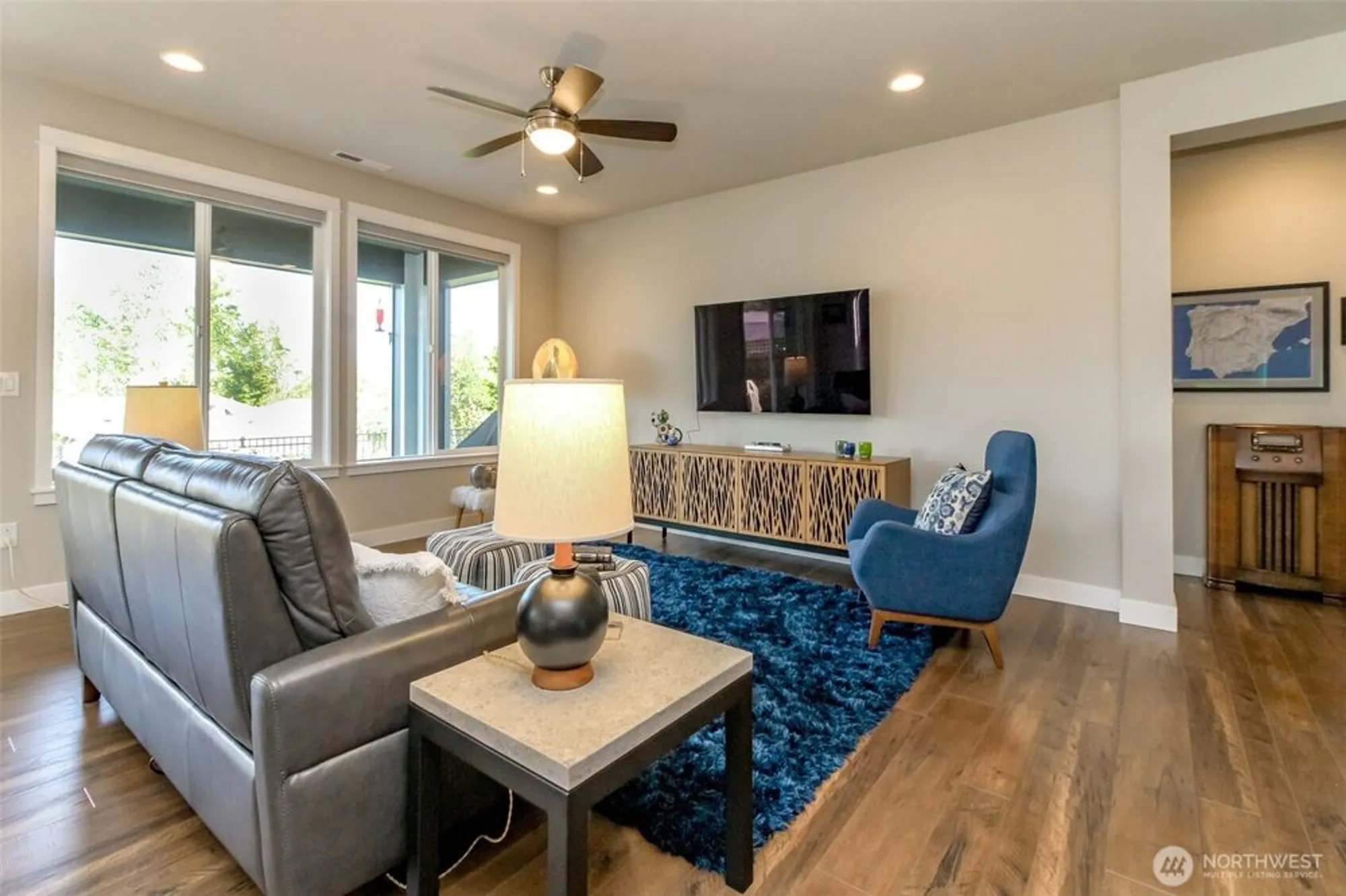 Property Slideshow image 4 of 33 | 14812 180th ave, Bonney Lake, WA, 98391