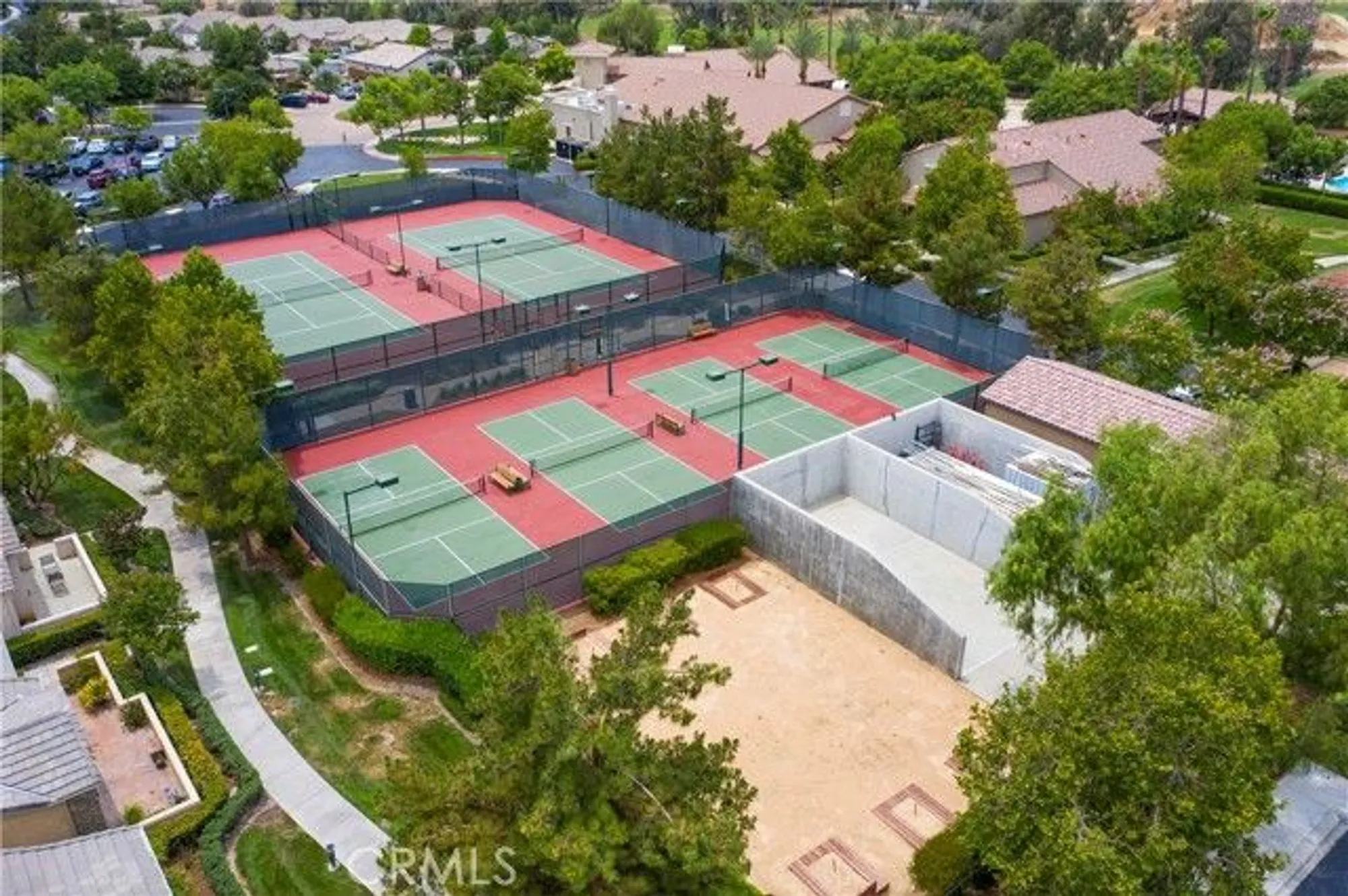 Property Slideshow image 33 of 52 | 177 janzen way, Hemet, CA, 92545