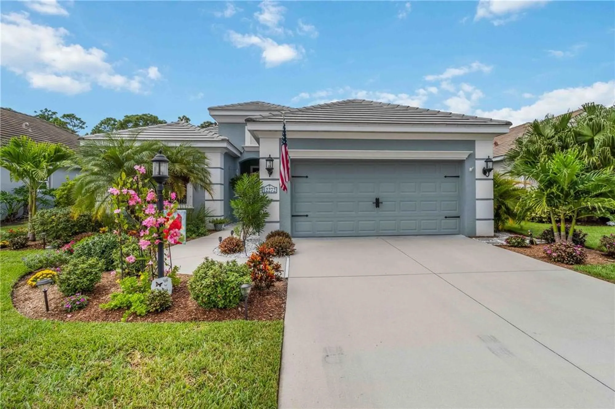 Property Slideshow image 3 of 65 | 12272 stuart dr, Venice, FL, 34293