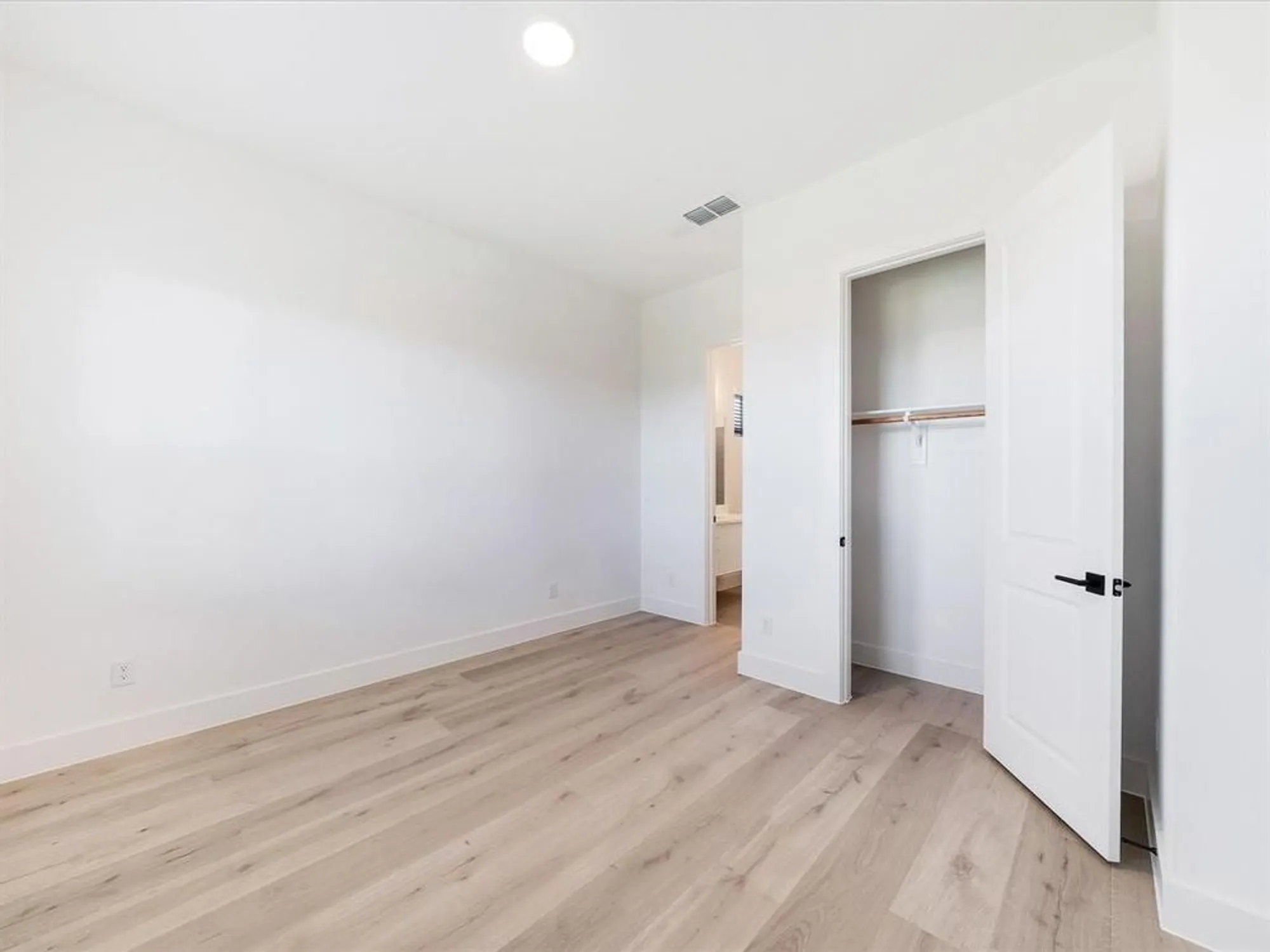 Property Slideshow image 14 of 40 | 1436 imperial ave, Frisco, TX, 75036