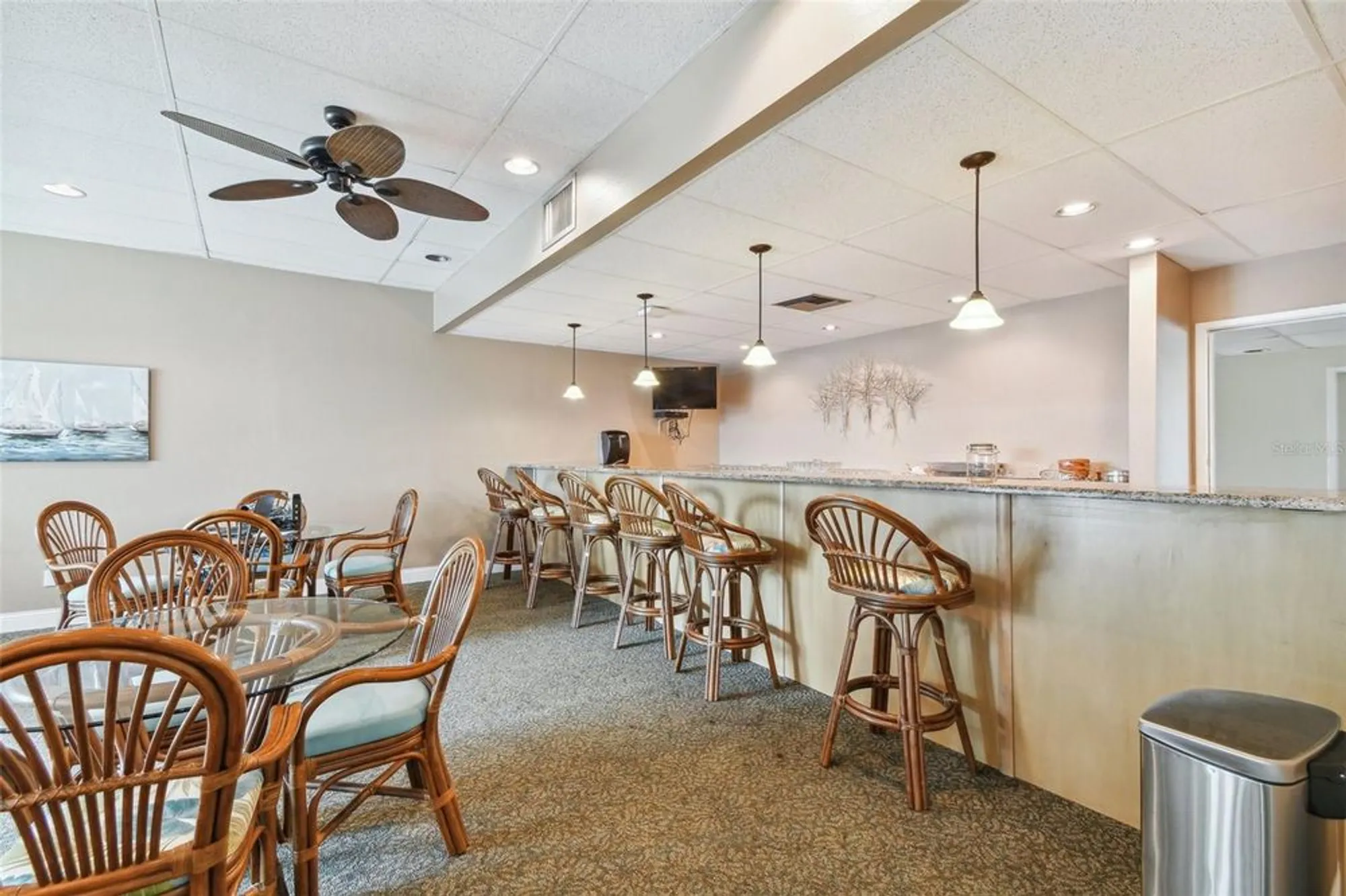Property Slideshow image 88 of 93 | 7400 sun island dr 207, South Pasadena, FL, 33707