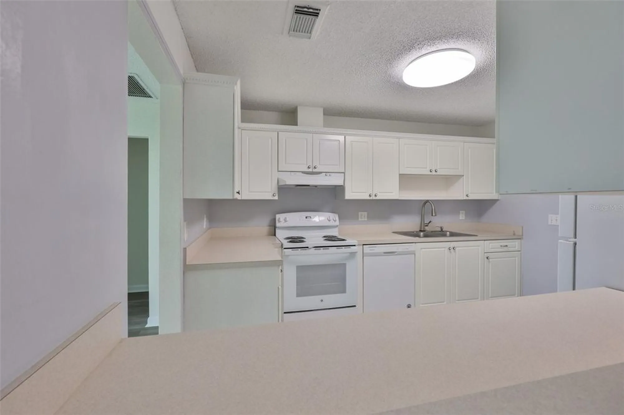 Property Slideshow image 13 of 54 | 1210 eastloch ct, Sun City Center, FL, 33573