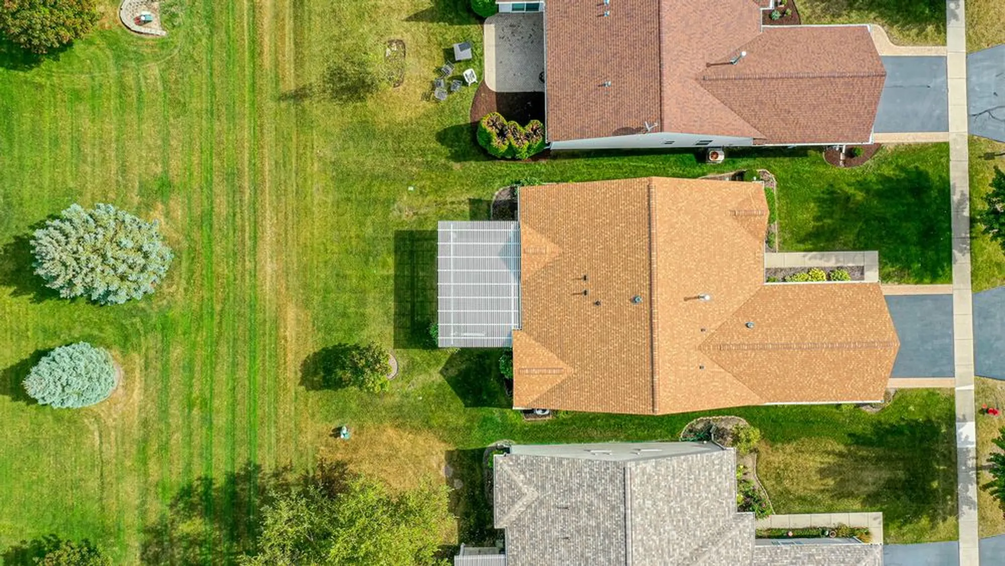 Property Slideshow image 37 of 43 | 12250 songbird ln, Huntley, IL, 60142