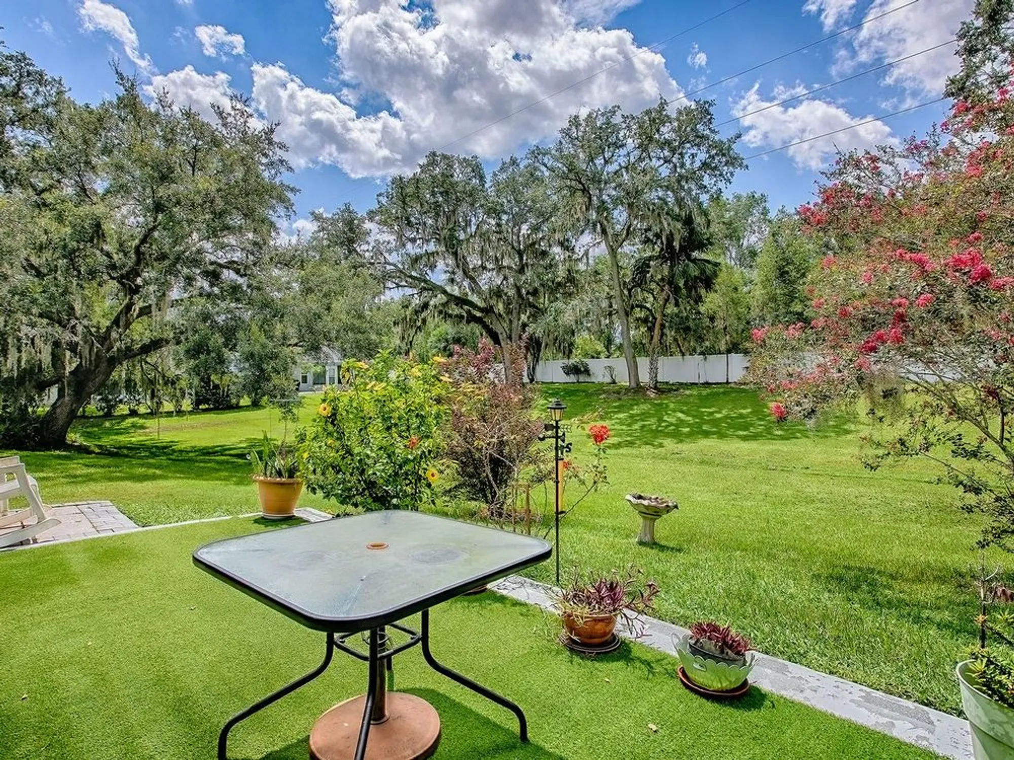 Property Slideshow image 18 of 43 | 642 glen oaks dr, Leesburg, FL, 34748