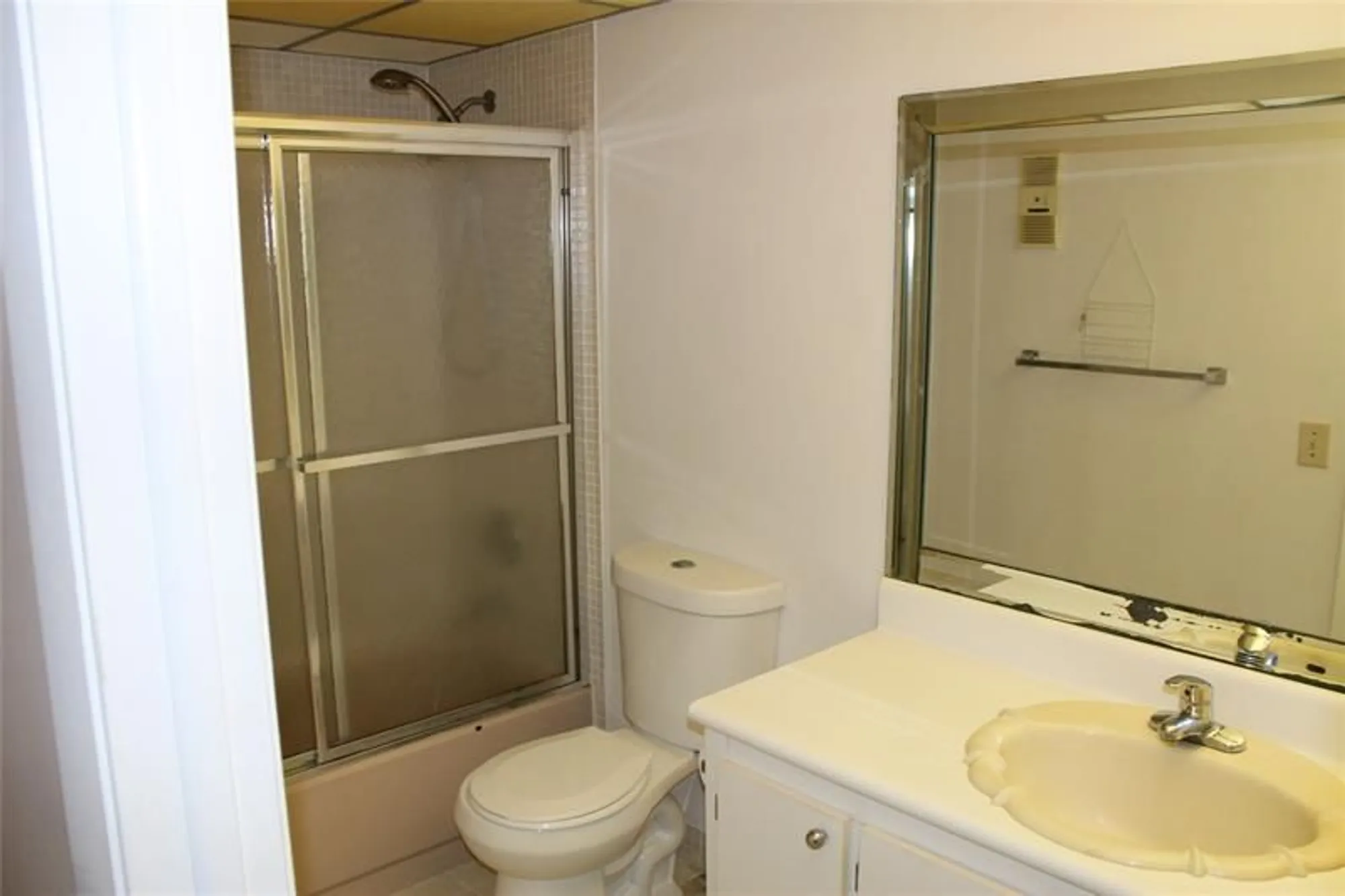 Property Slideshow image 10 of 10 | 9728 s belfort cir # 206, Tamarac, FL, 33321