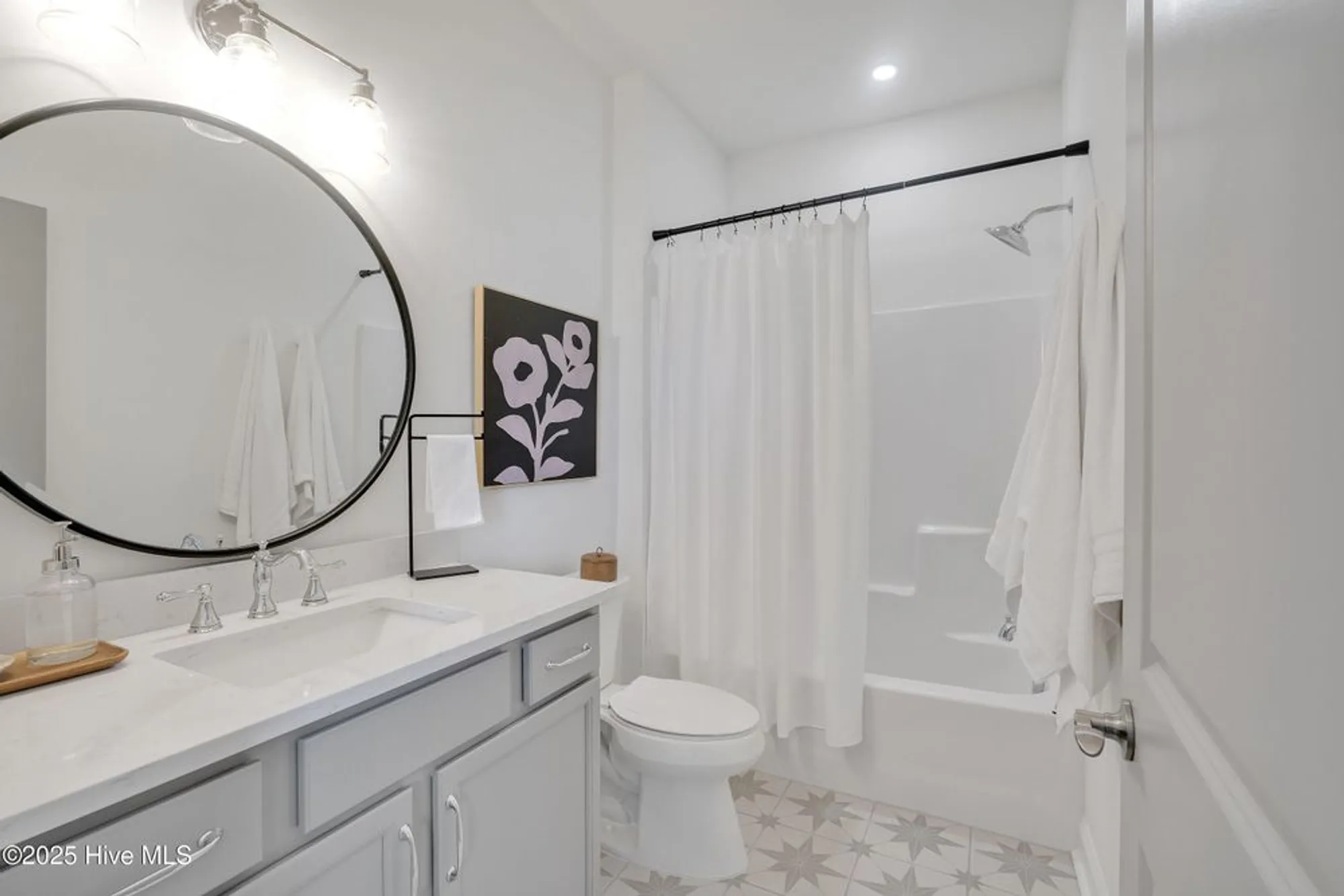 Property Slideshow image 18 of 24 | 405 starship run, Wilmington, NC, 28412