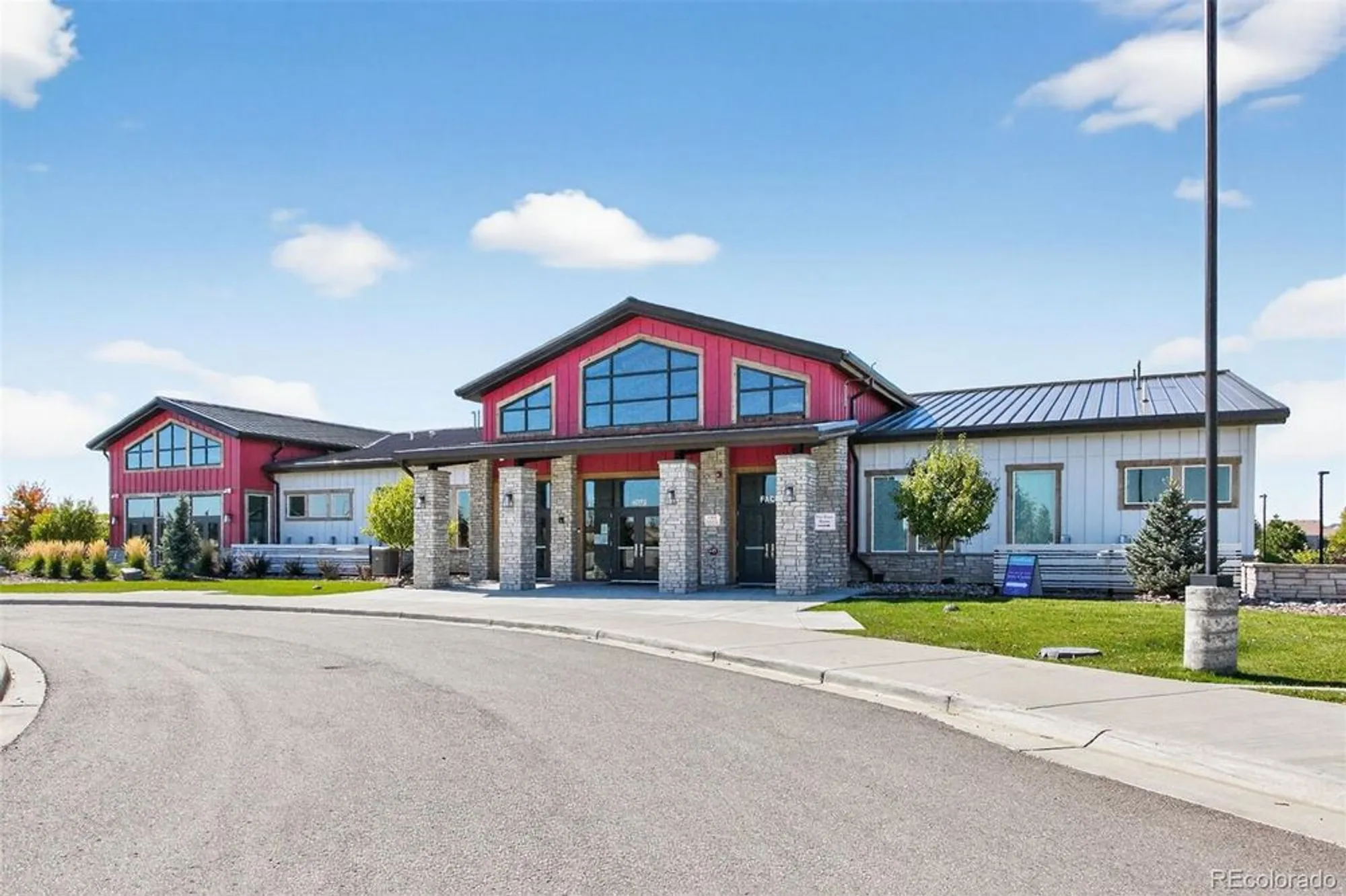 Property Slideshow image 26 of 35 | 5136 n quemoy ct, Aurora, CO, 80019