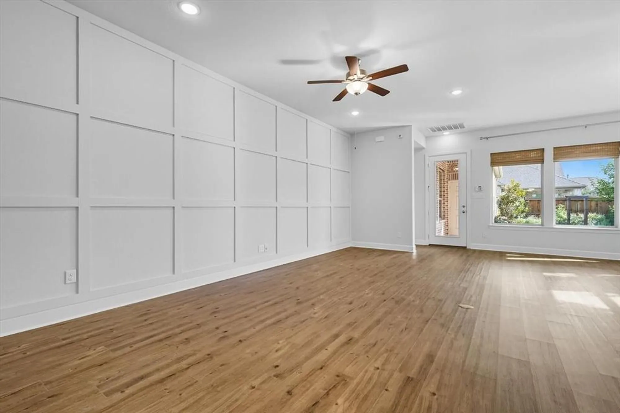 Property Slideshow image 17 of 40 | 4815 beaver creek dr, Arlington, TX, 76005