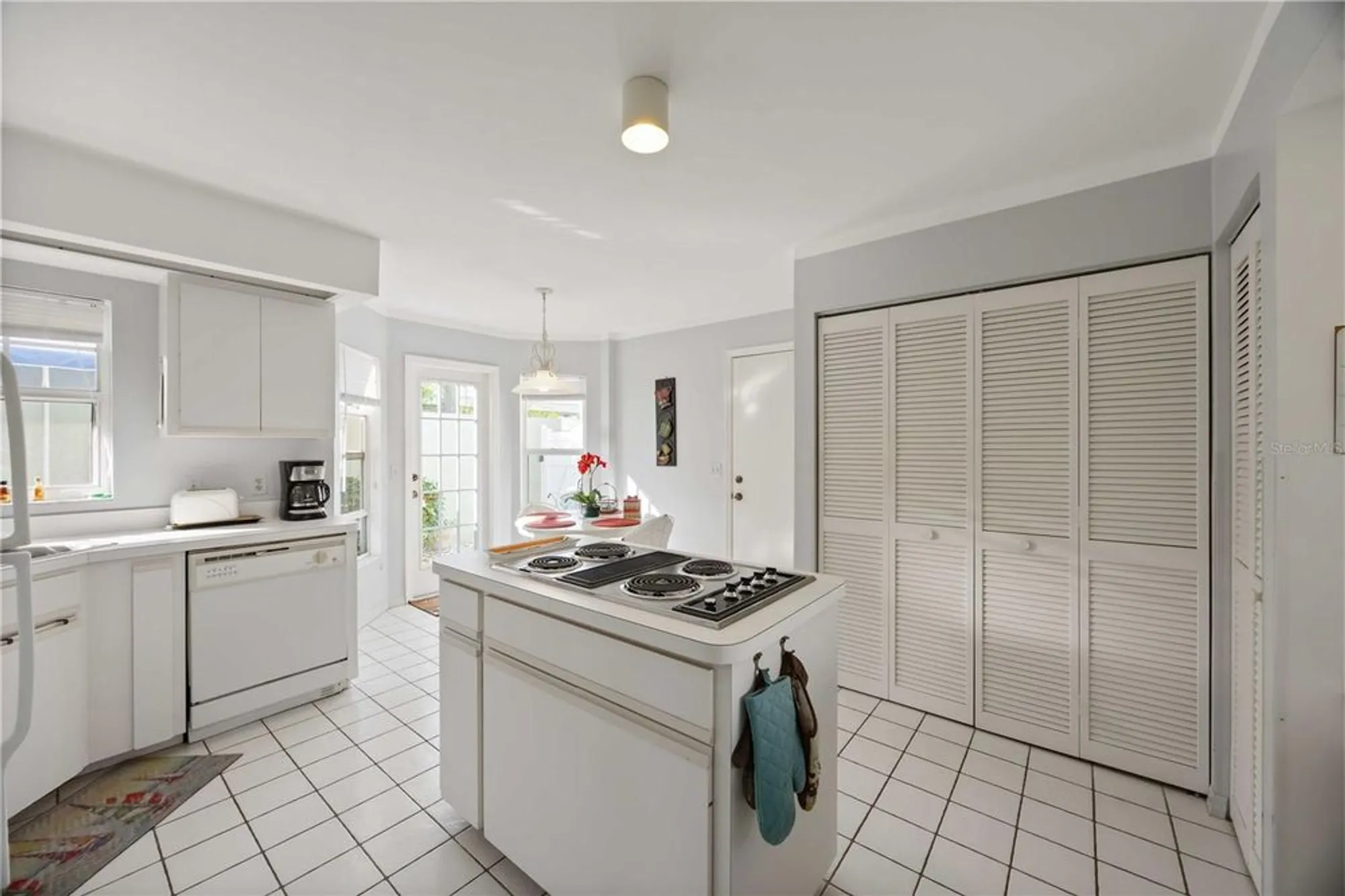 Property Slideshow image 15 of 38 | 805 harrington lake dr 76, Venice, FL, 34293