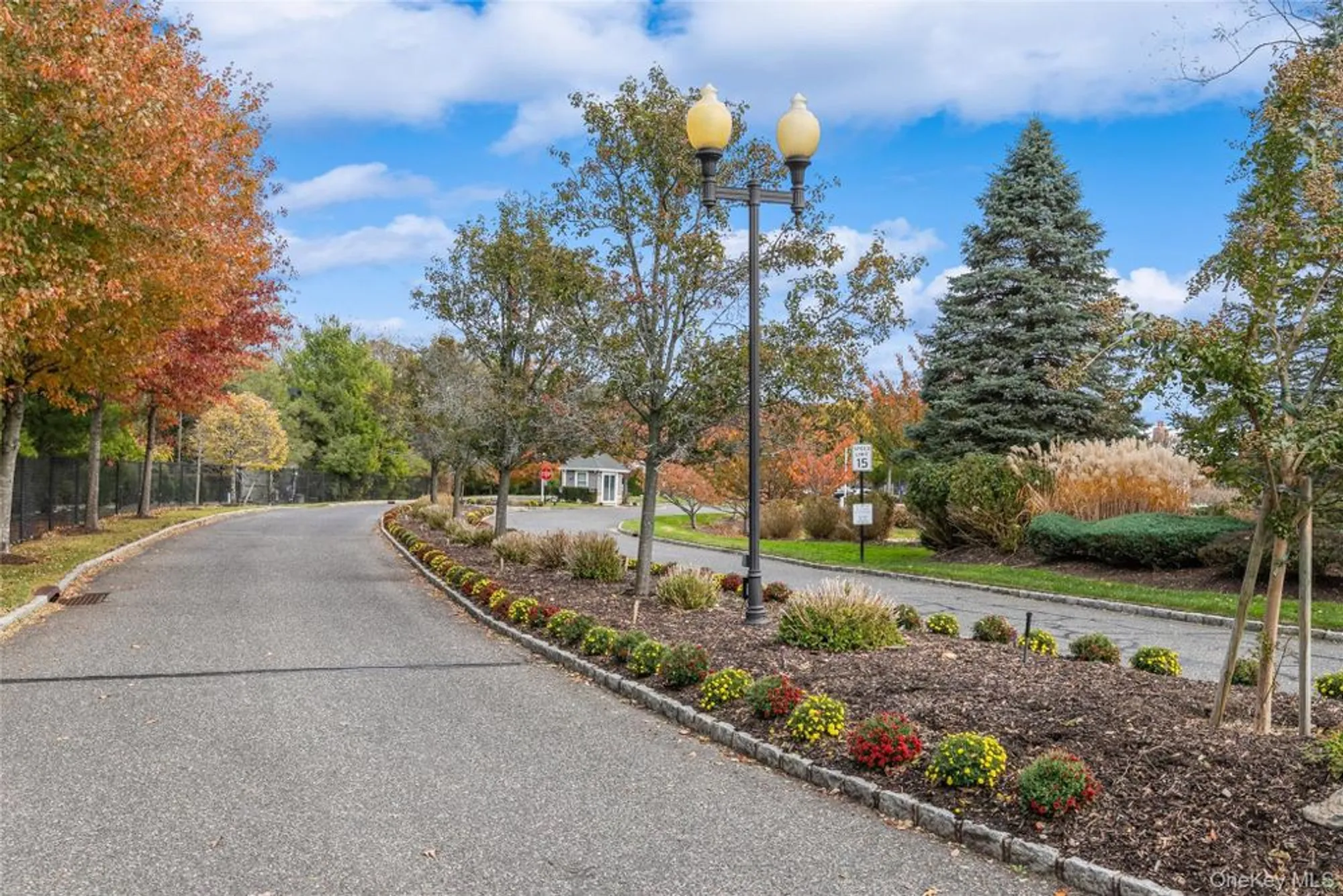 Property Slideshow image 38 of 44 | 95 cove ln, East Setauket, NY, 11733