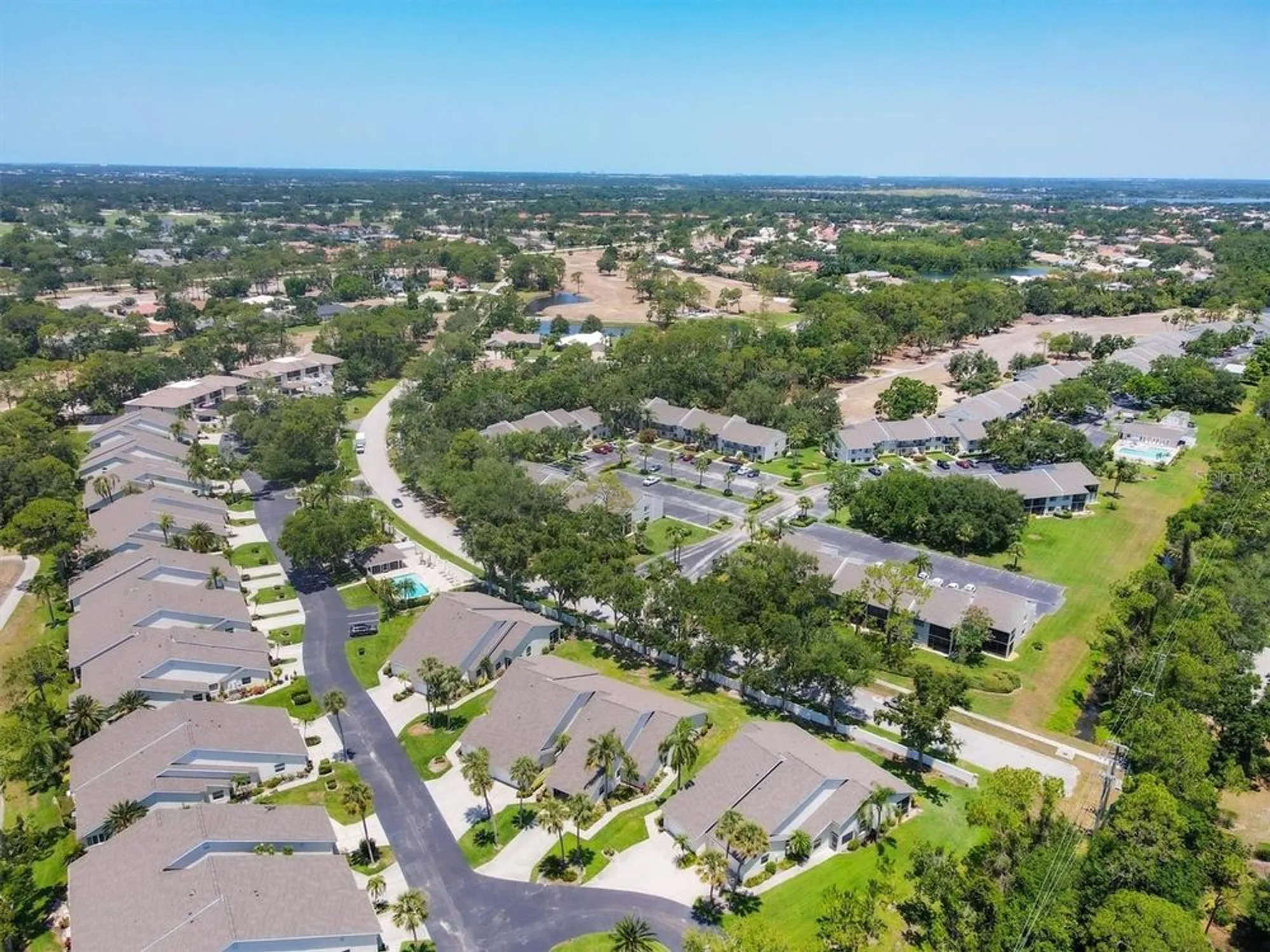 Property Slideshow image 36 of 55 | 6222 country club way, Sarasota, FL, 34243