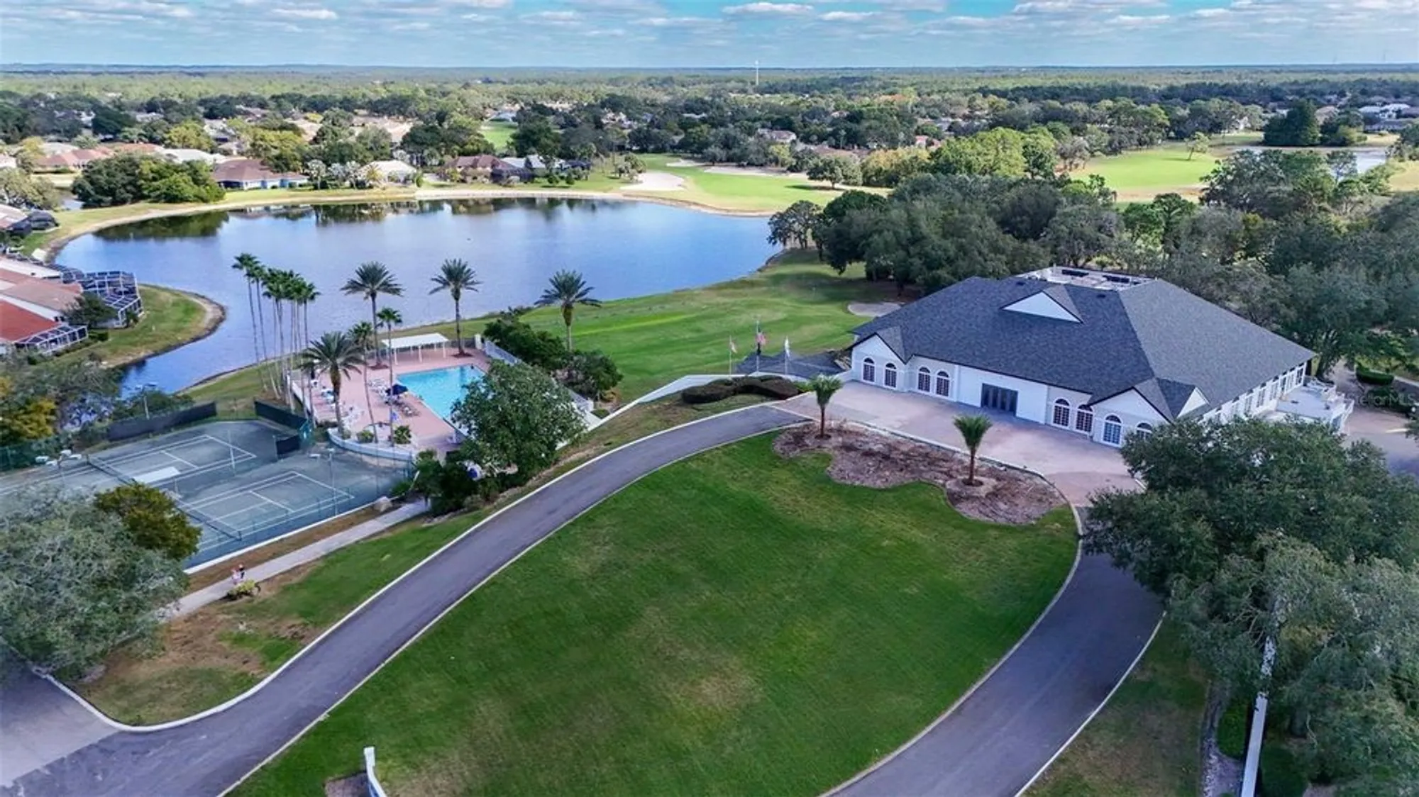 Property Slideshow image 59 of 73 | 8426 charleston dr, Weeki Wachee, FL, 34613