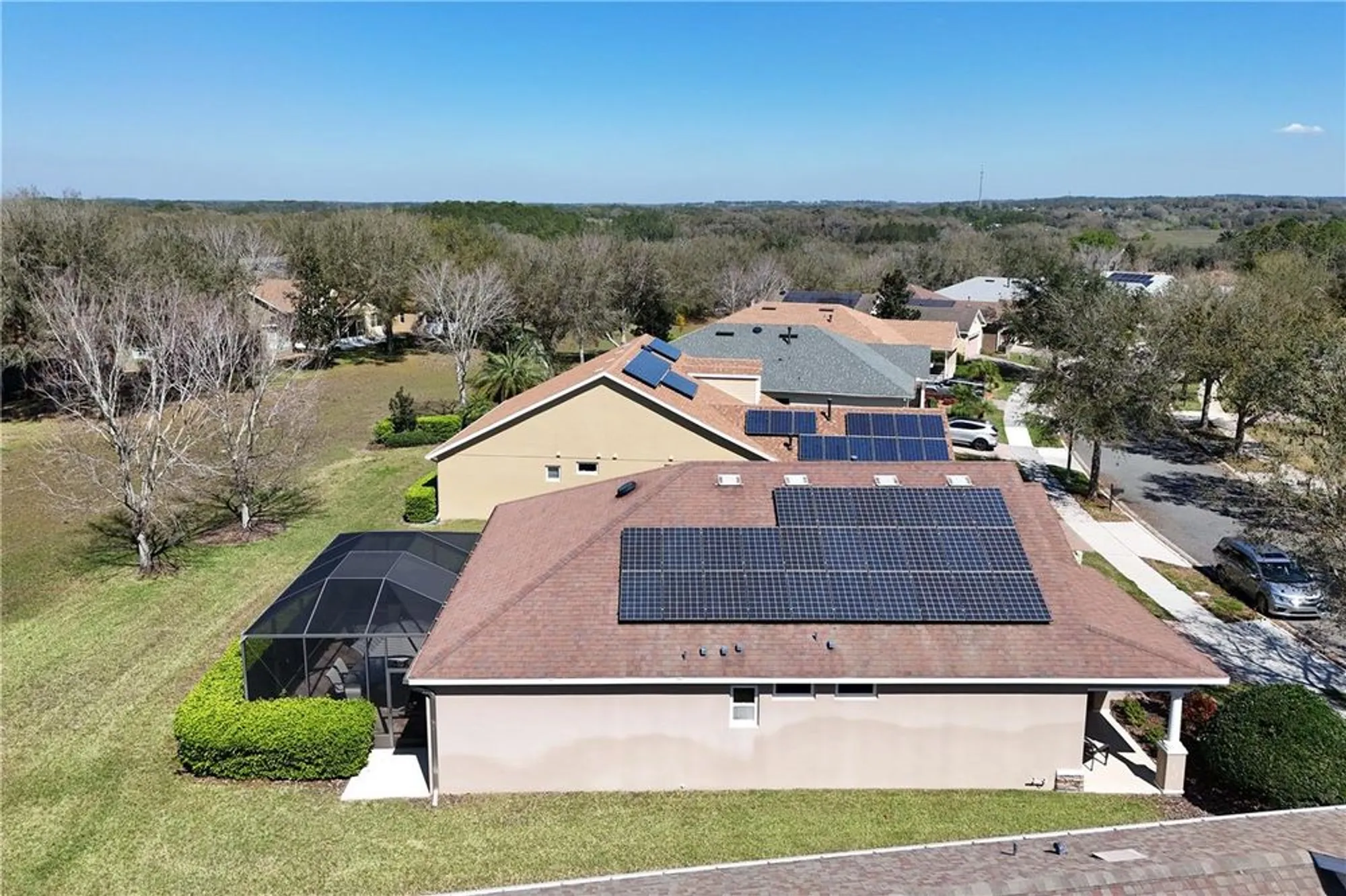 Property Slideshow image 34 of 49 | 105 cupania ct, Groveland, FL, 34736