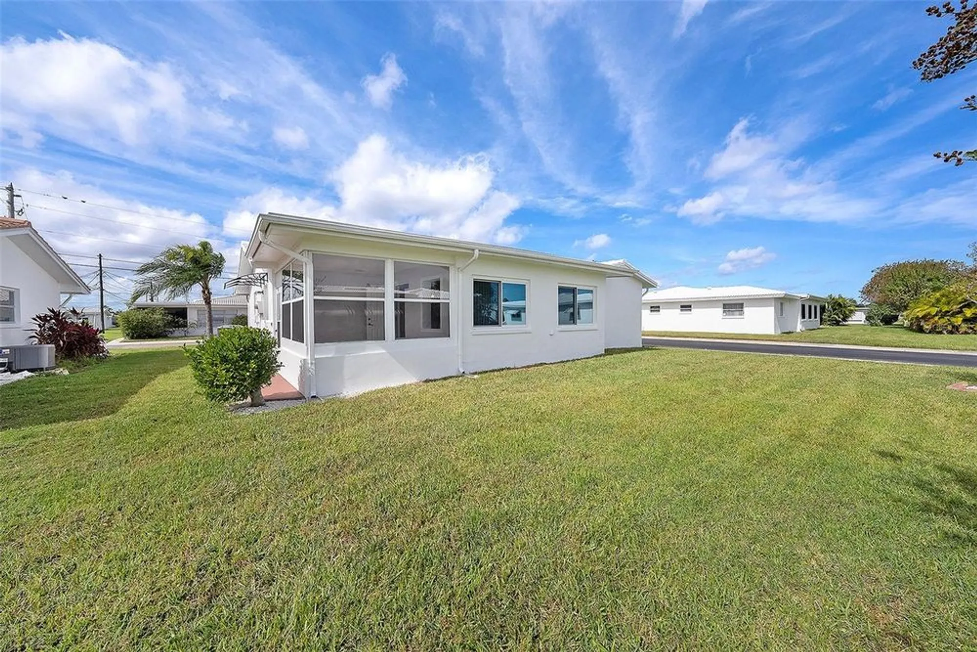 Property Slideshow image 24 of 26 | 9771 37th st n # 4, Pinellas Park, FL, 33782