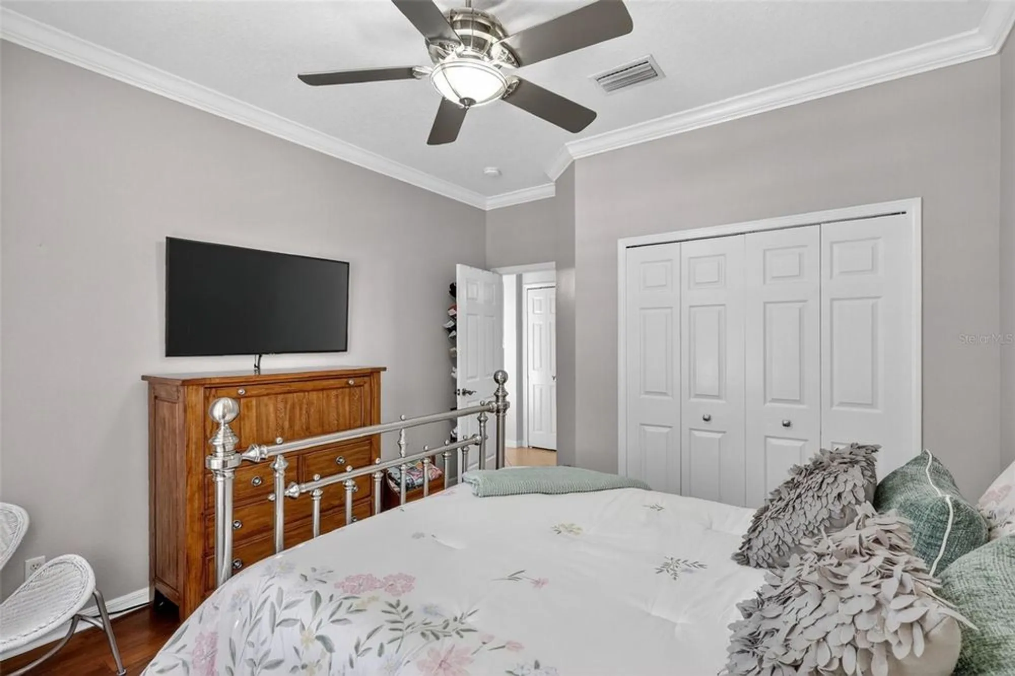 Property Slideshow image 19 of 54 | 145 silver falls dr, Apollo Beach, FL, 33572