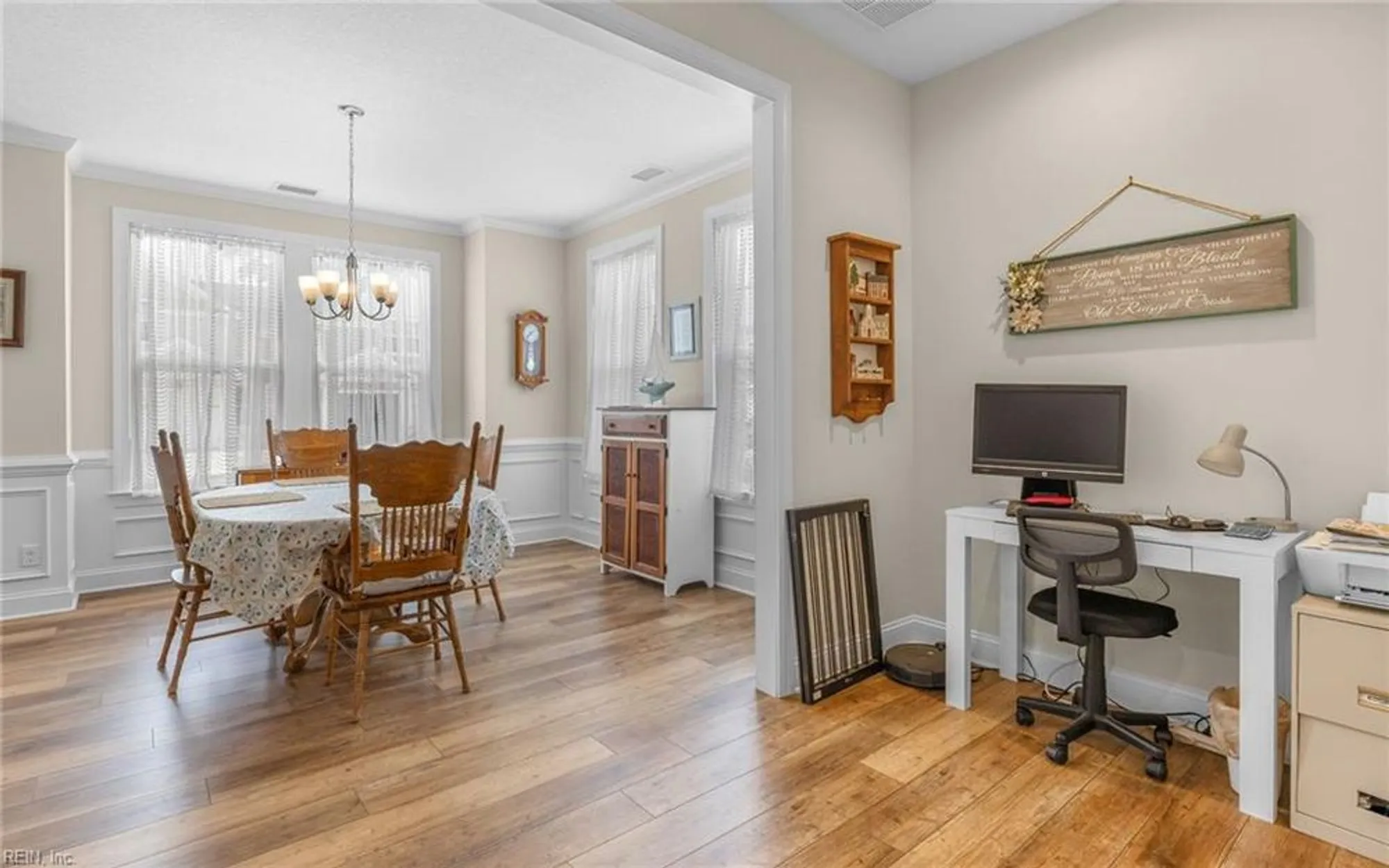 Property Slideshow image 18 of 50 | 4639 longleaf pl, Chesapeake, VA, 23321